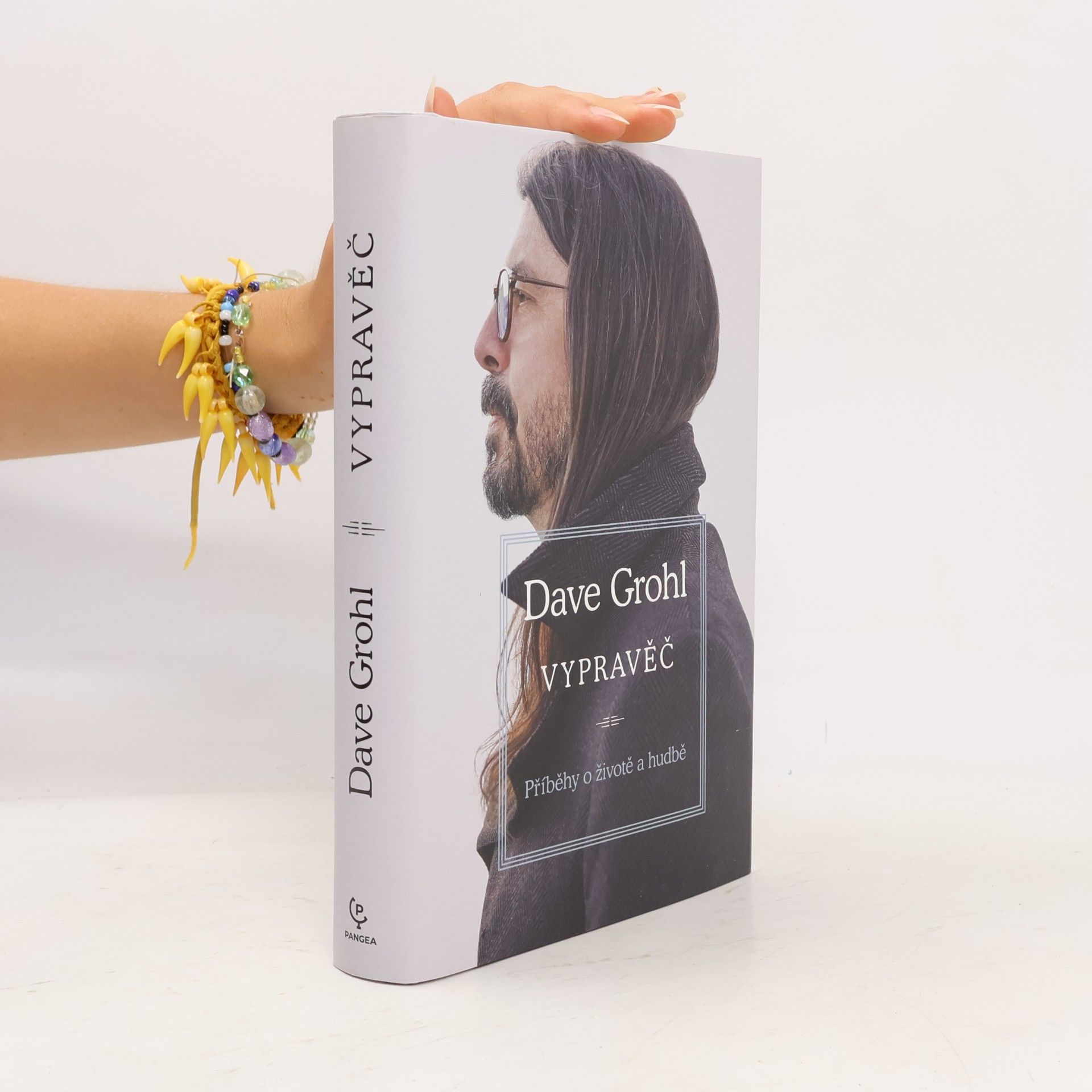 Dave Grohl Vypravěč : příběhy o životě a hudbě