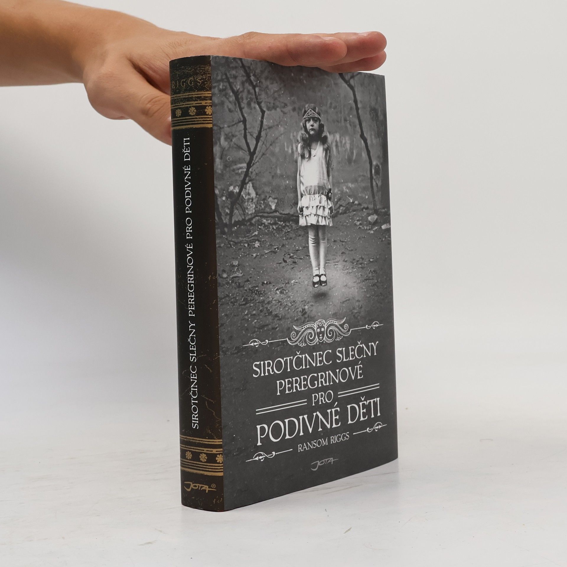 Ransom Riggs Sirotčinec slečny Peregrinové pro podivné děti