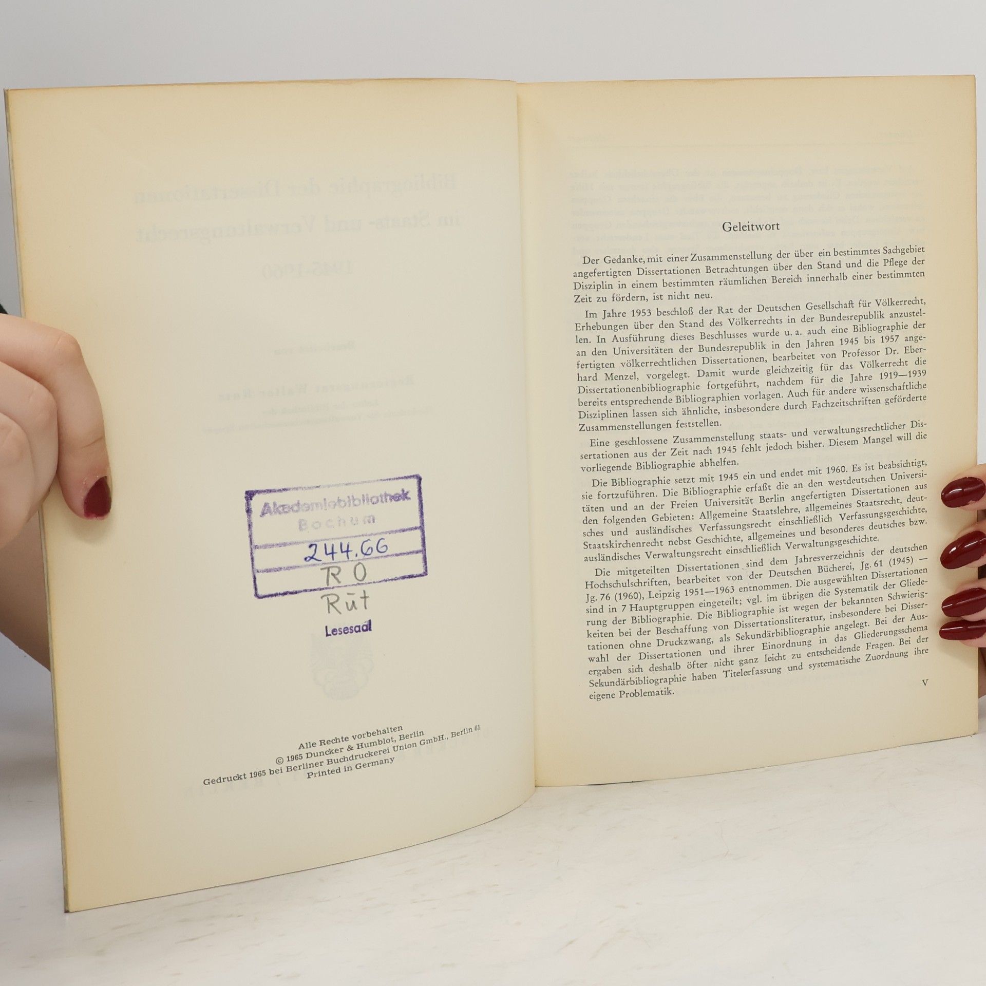 Walter Rutz  Bibliographie der Dissertationen im Staats- und Verwaltungsrecht 1945–1960