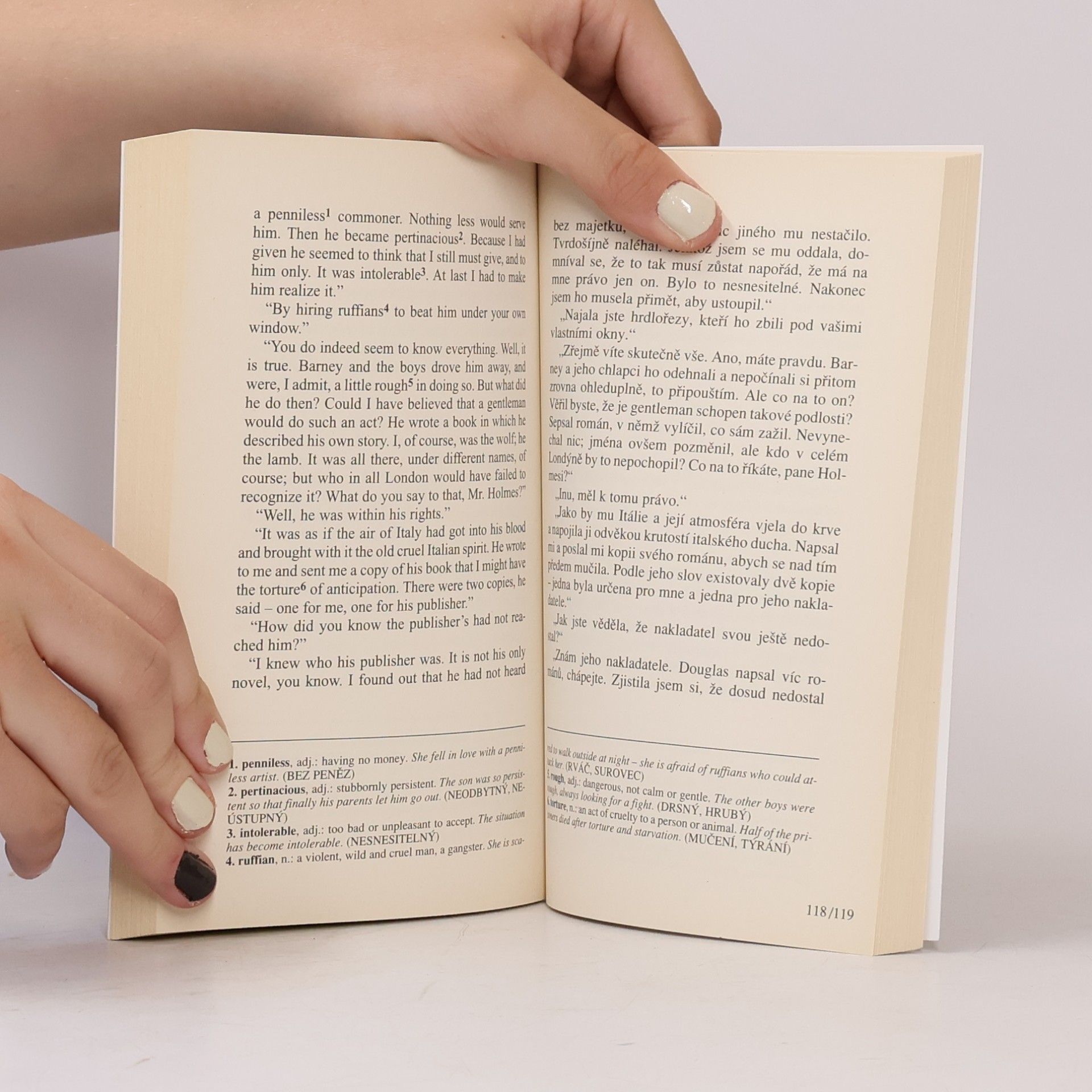Arthur Conan Doyle The adventure of the Mazarin stone. Mazarinův drahokam
