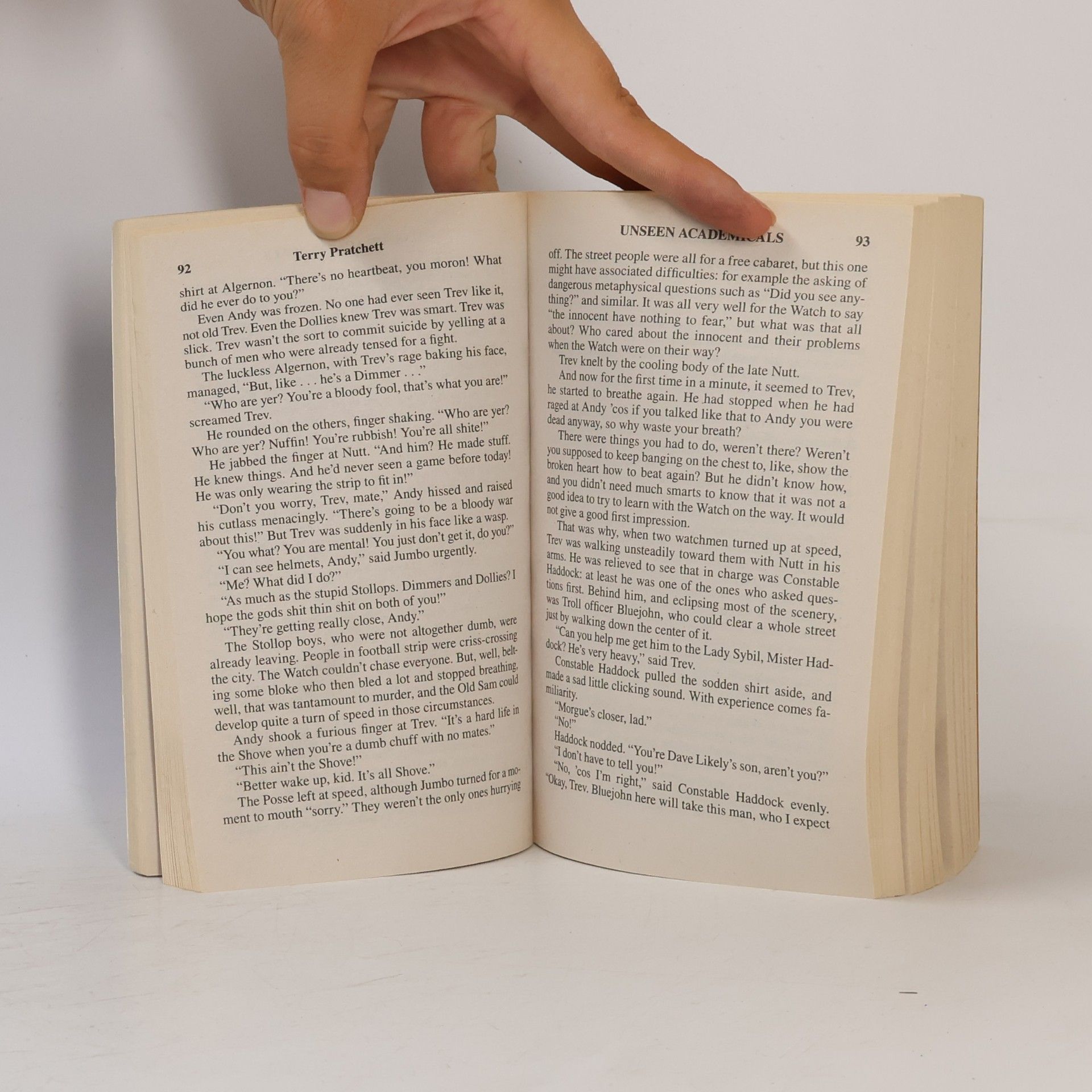 Terry Pratchett Unseen academicals