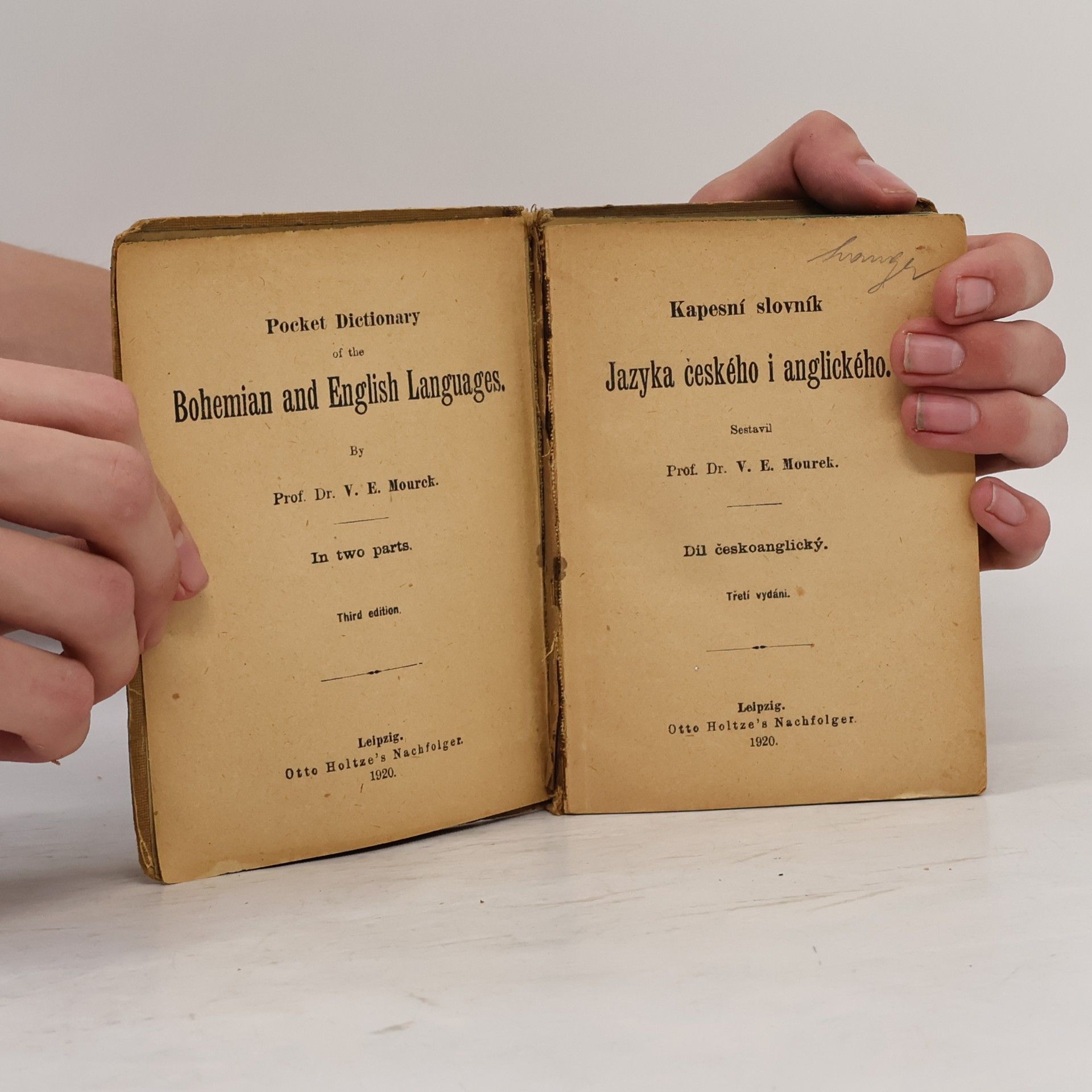 Mourek Václav Emanuel Kapesní slovník jazyka českého i anglického. Pocket Dictionary of the Bohemian and English Language
