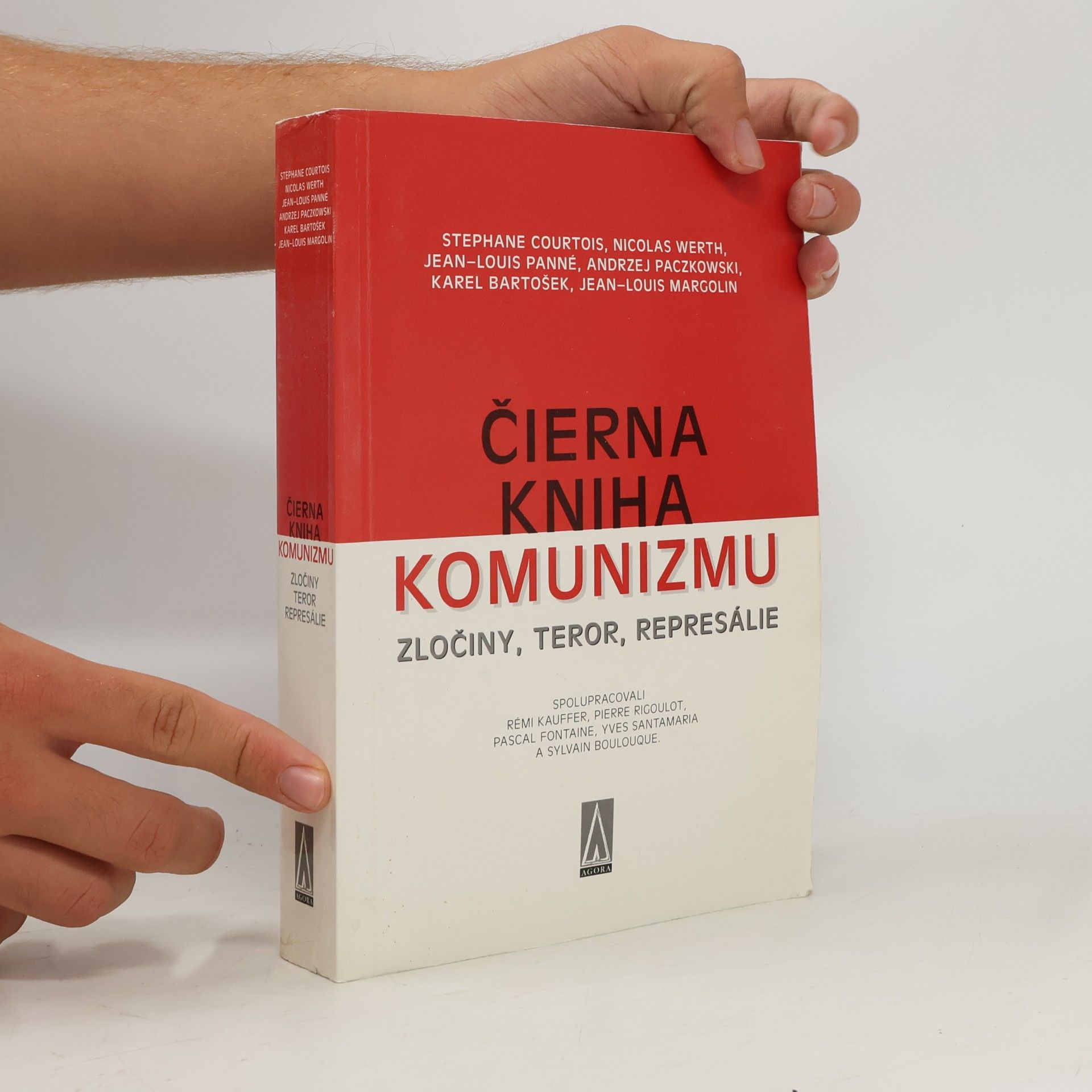 Stéphane Courtois Čierna kniha komunizmu