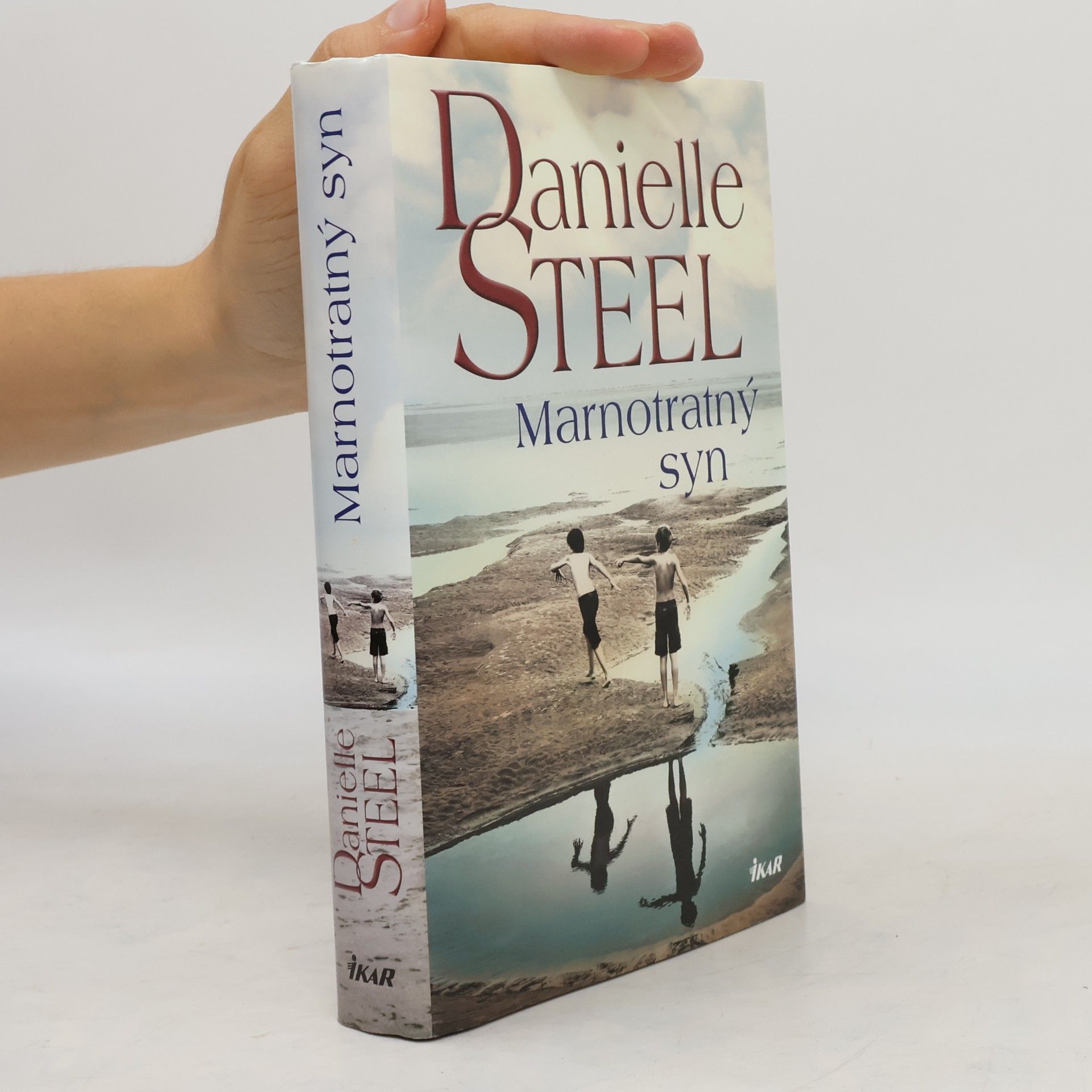 Danielle Steel Marnotratný syn