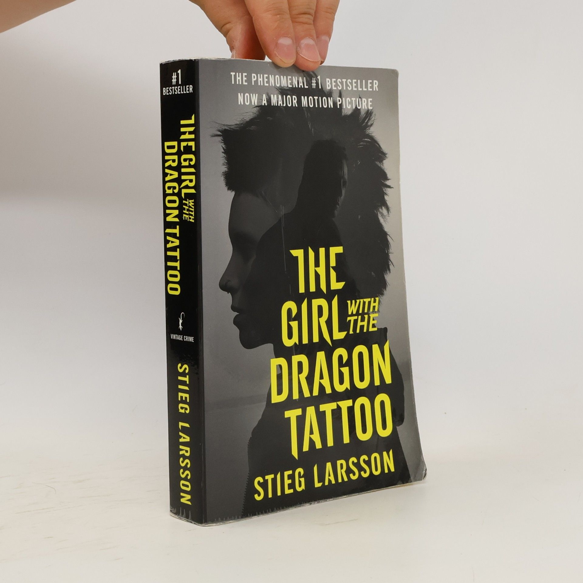 Stieg Larsson The girl with the dragon tattoo