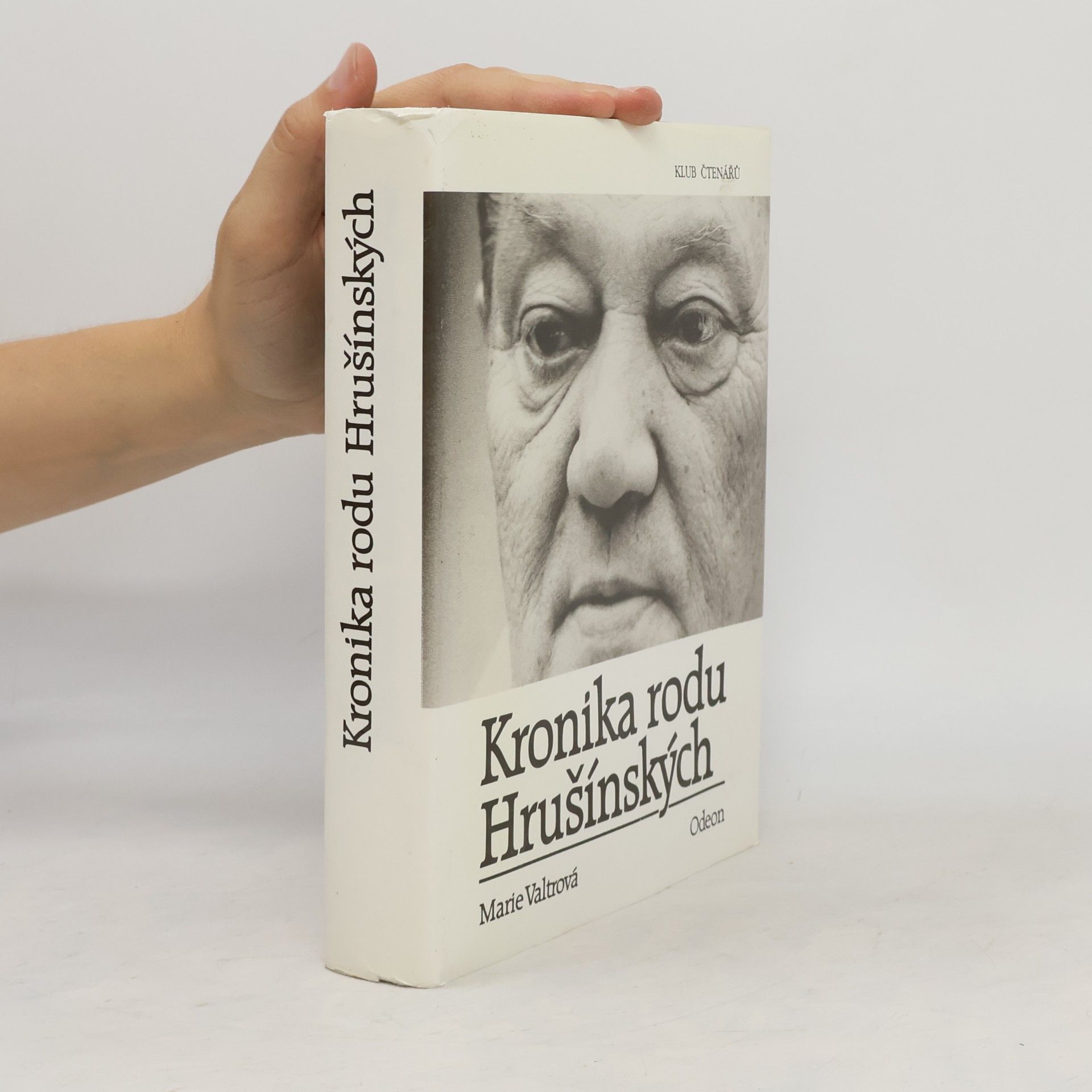 Marie Valtrová Kronika rodu Hrušínských