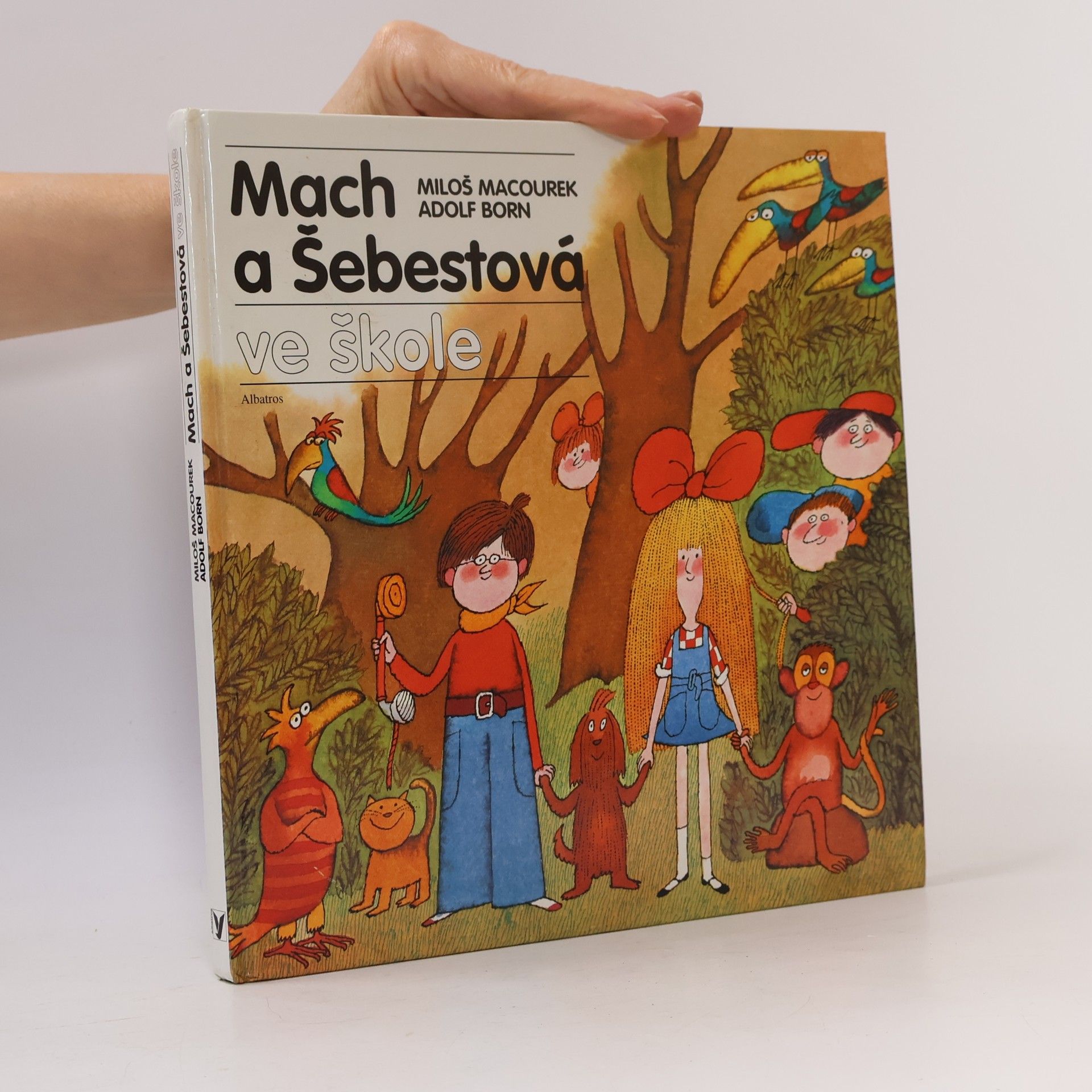 Miloš Macourek Mach a Šebestová ve škole