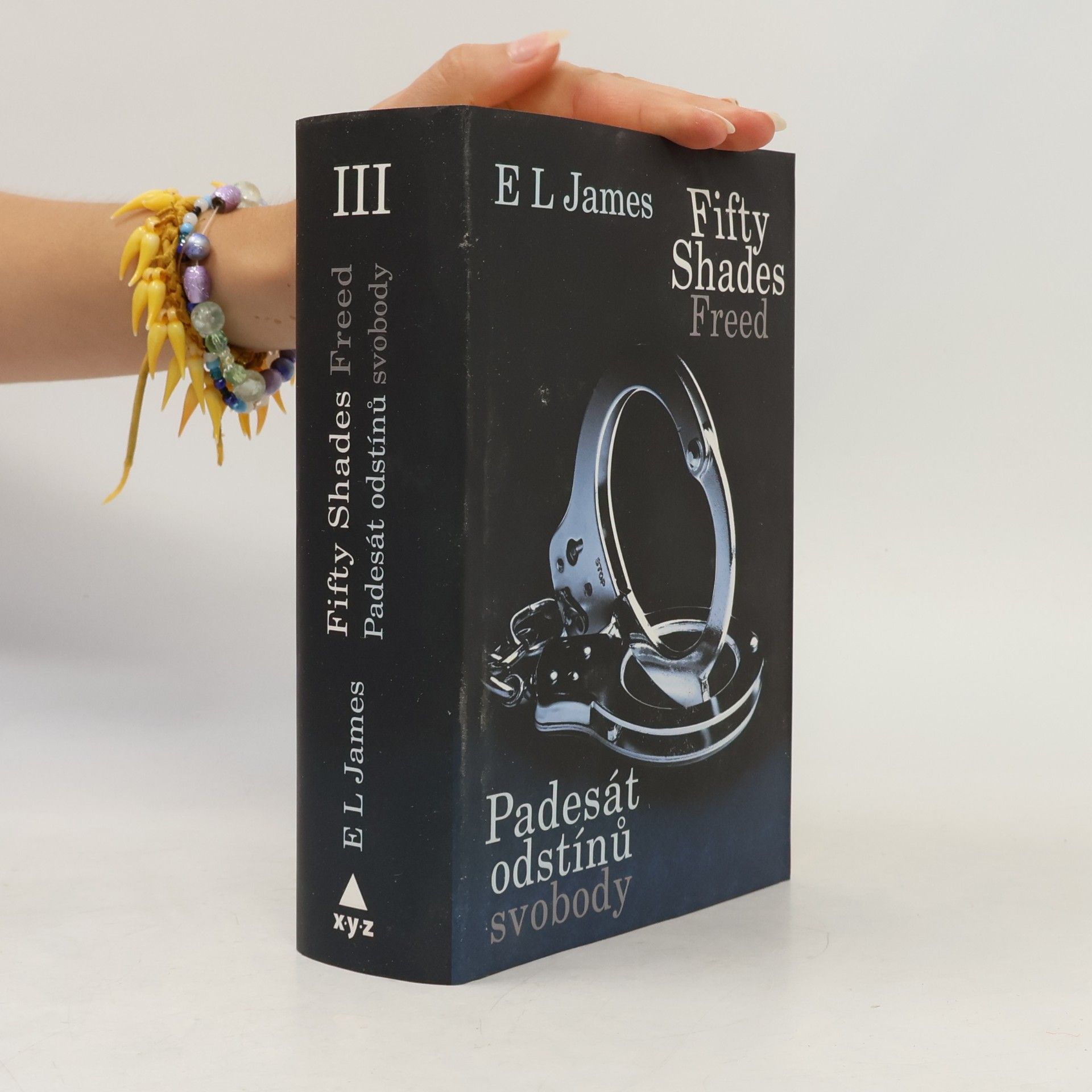 E. L. James Padesát odstínů svobody