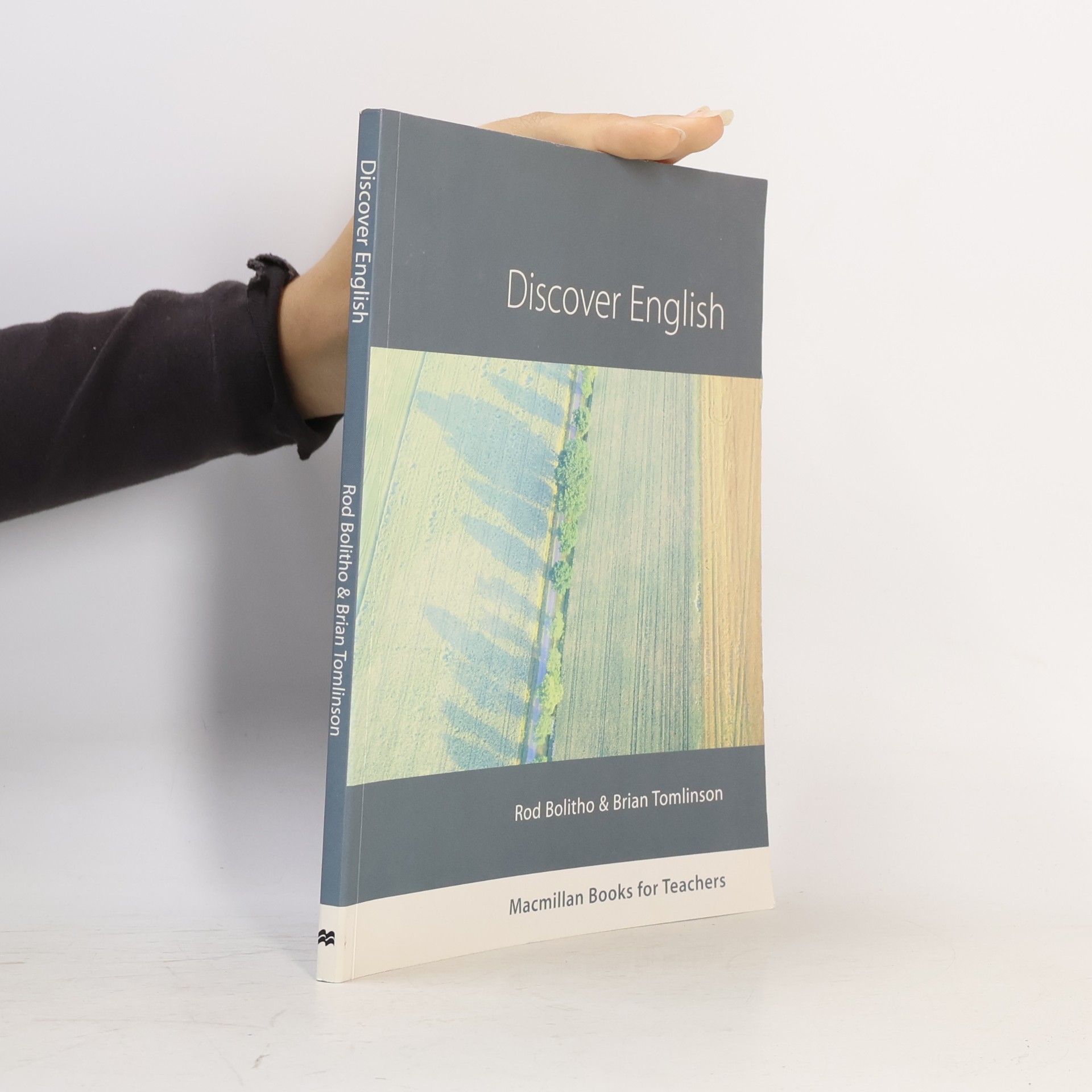 Brian Tomlinson Discover English : language analysis for teachers