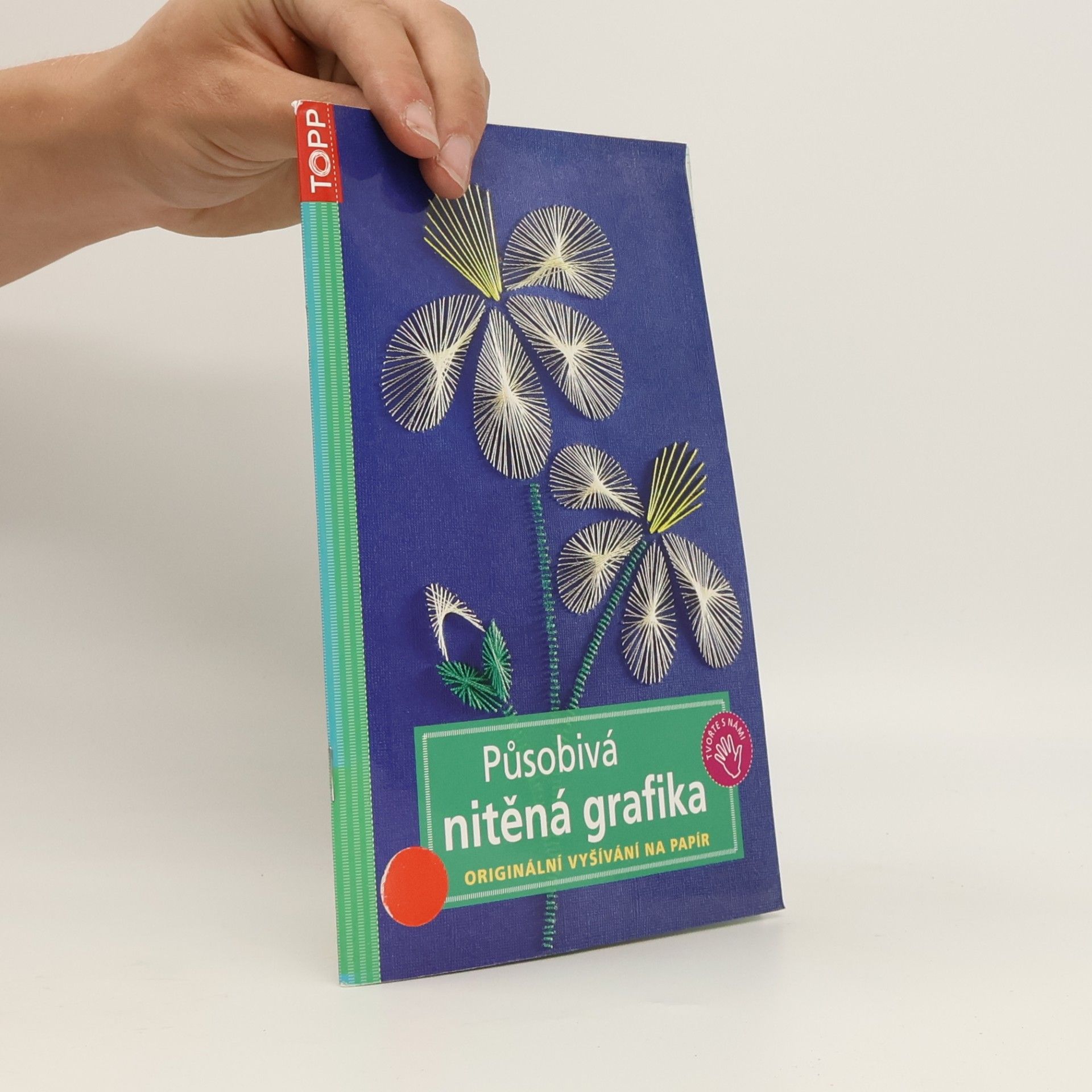 Daniel Täubner Působivá nitěná grafika