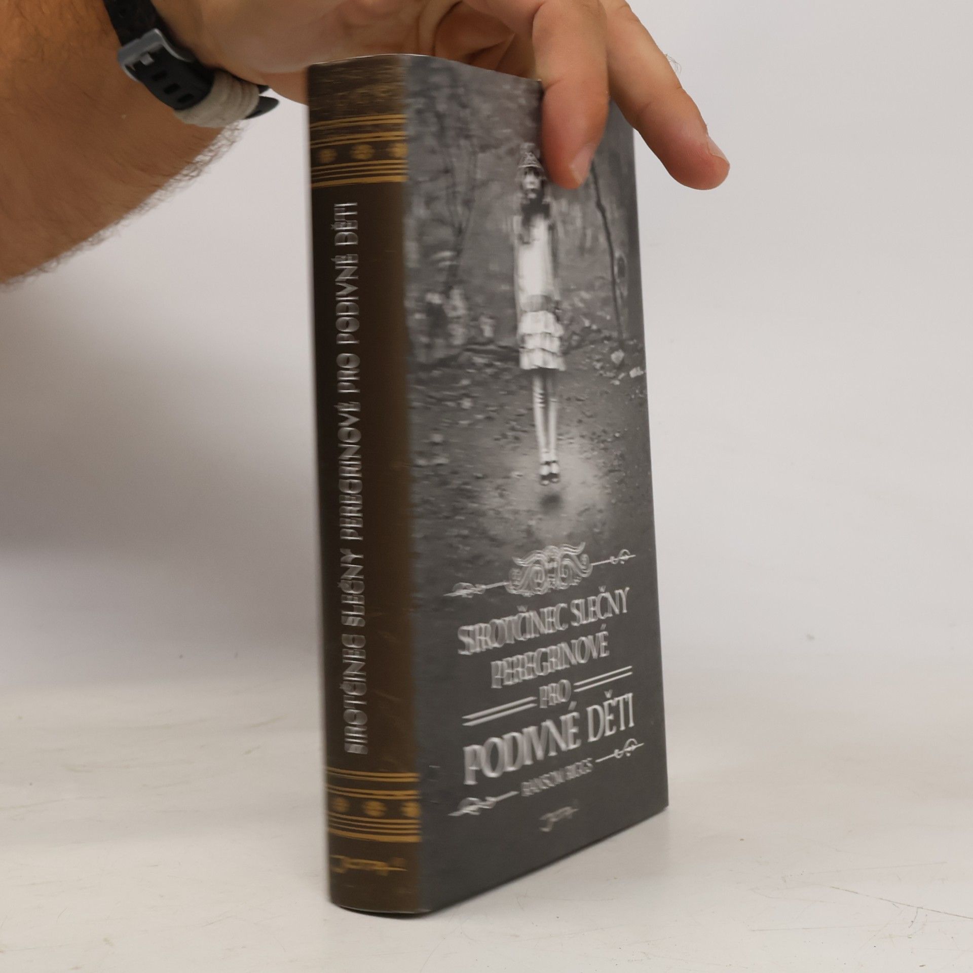Ransom Riggs Sirotčinec slečny Peregrinové pro podivné děti