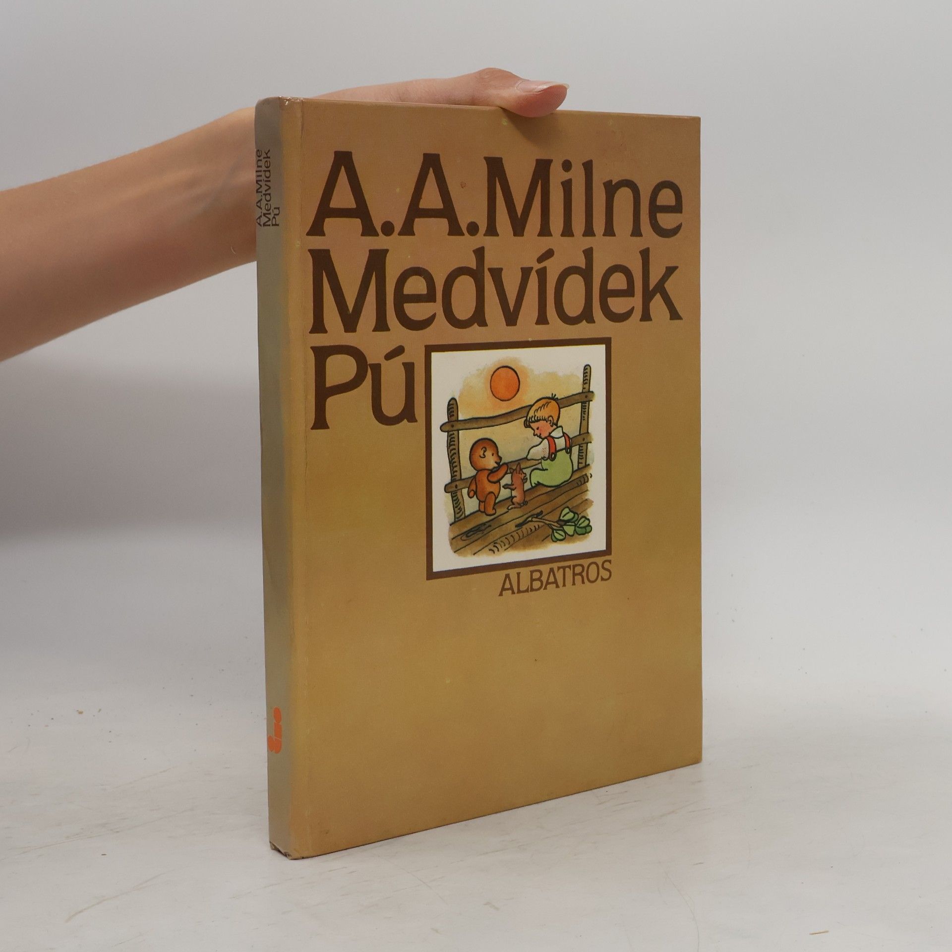 Alan Alexander Milne Medvídek Pú