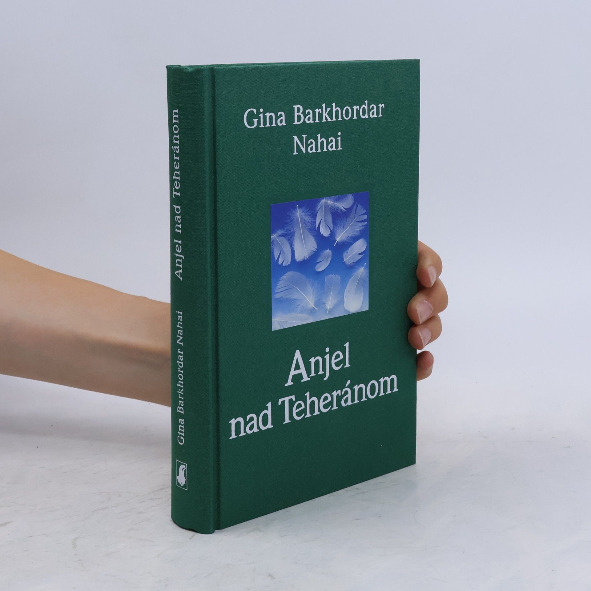 Gina Barkhordar Nahai Anjel nad Teheránom