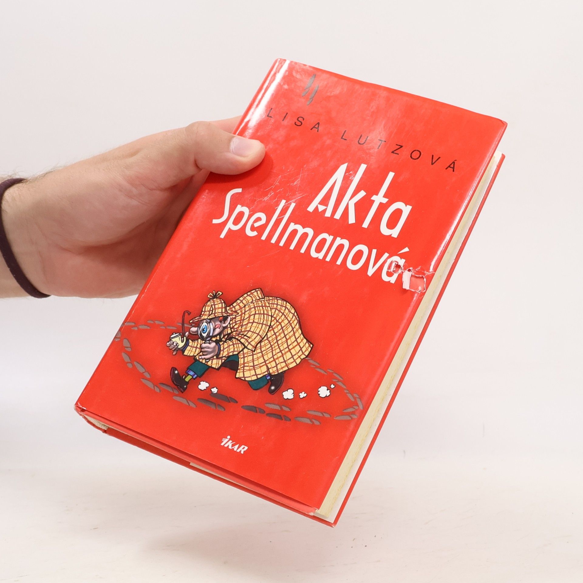 Lisa Lutz Akta Spellmanová