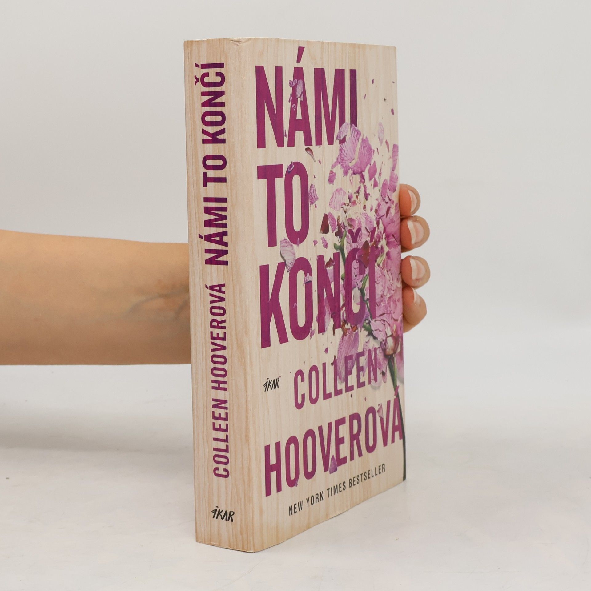 Colleen Hoover Námi to končí