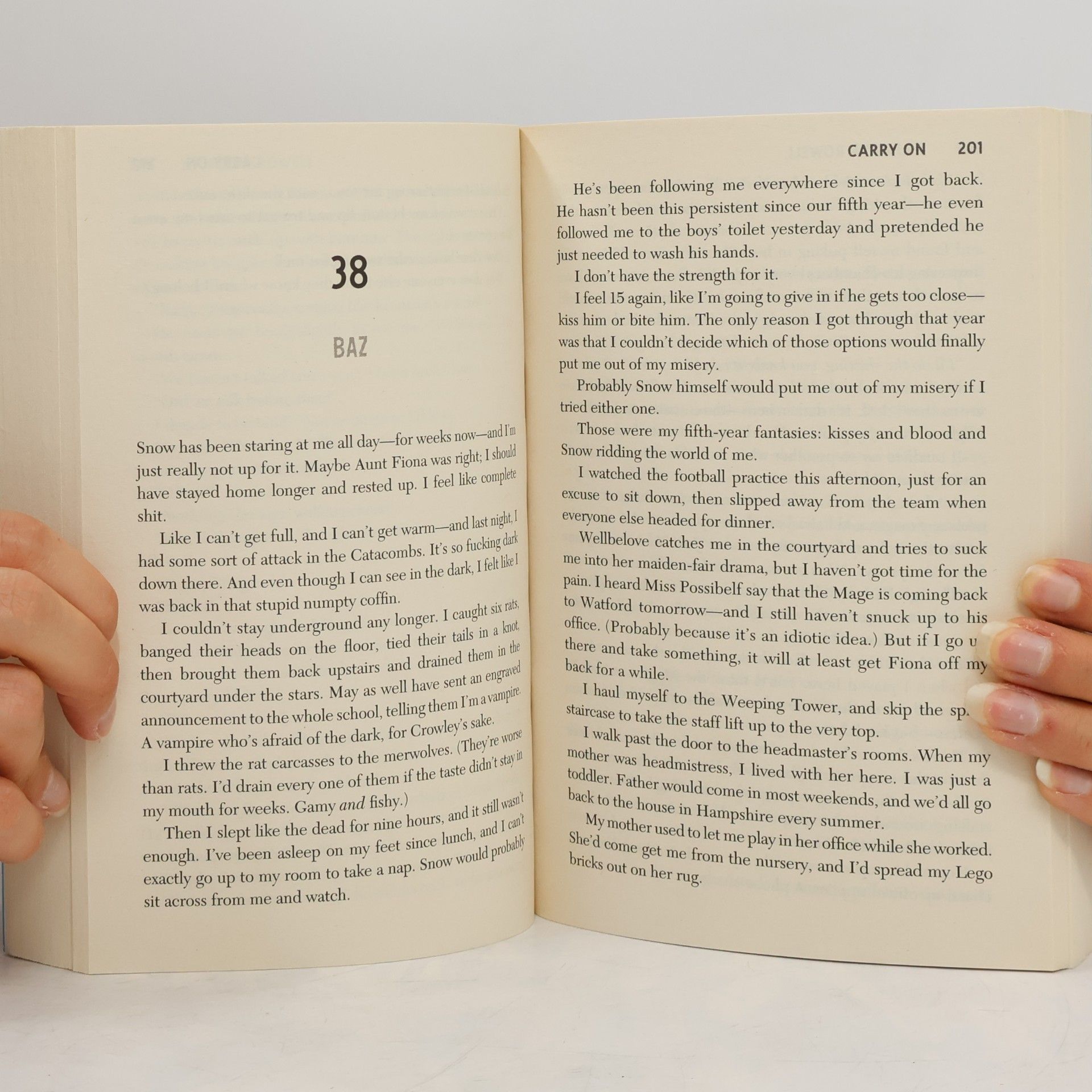 Rainbow Rowell Carry On