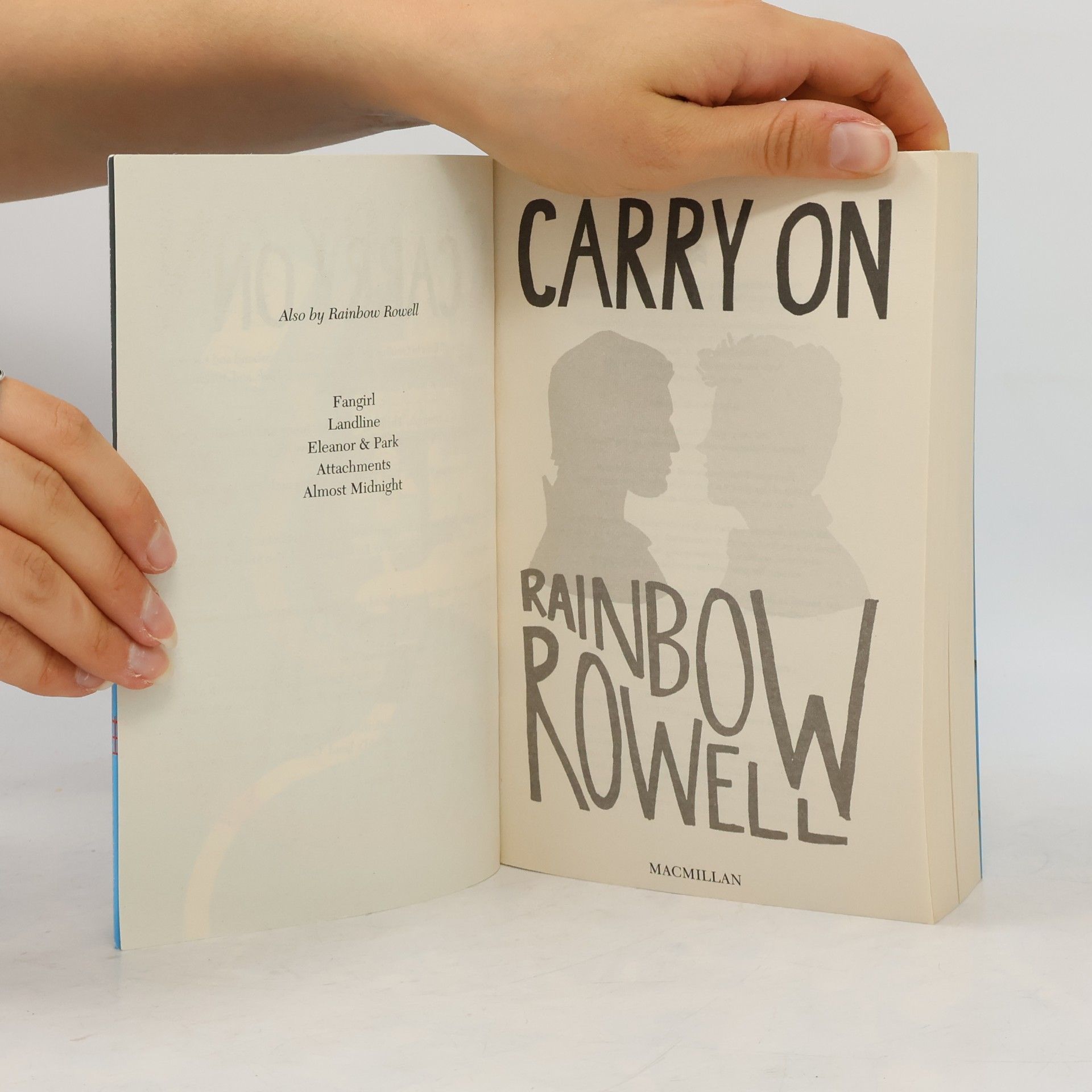 Rainbow Rowell Carry On