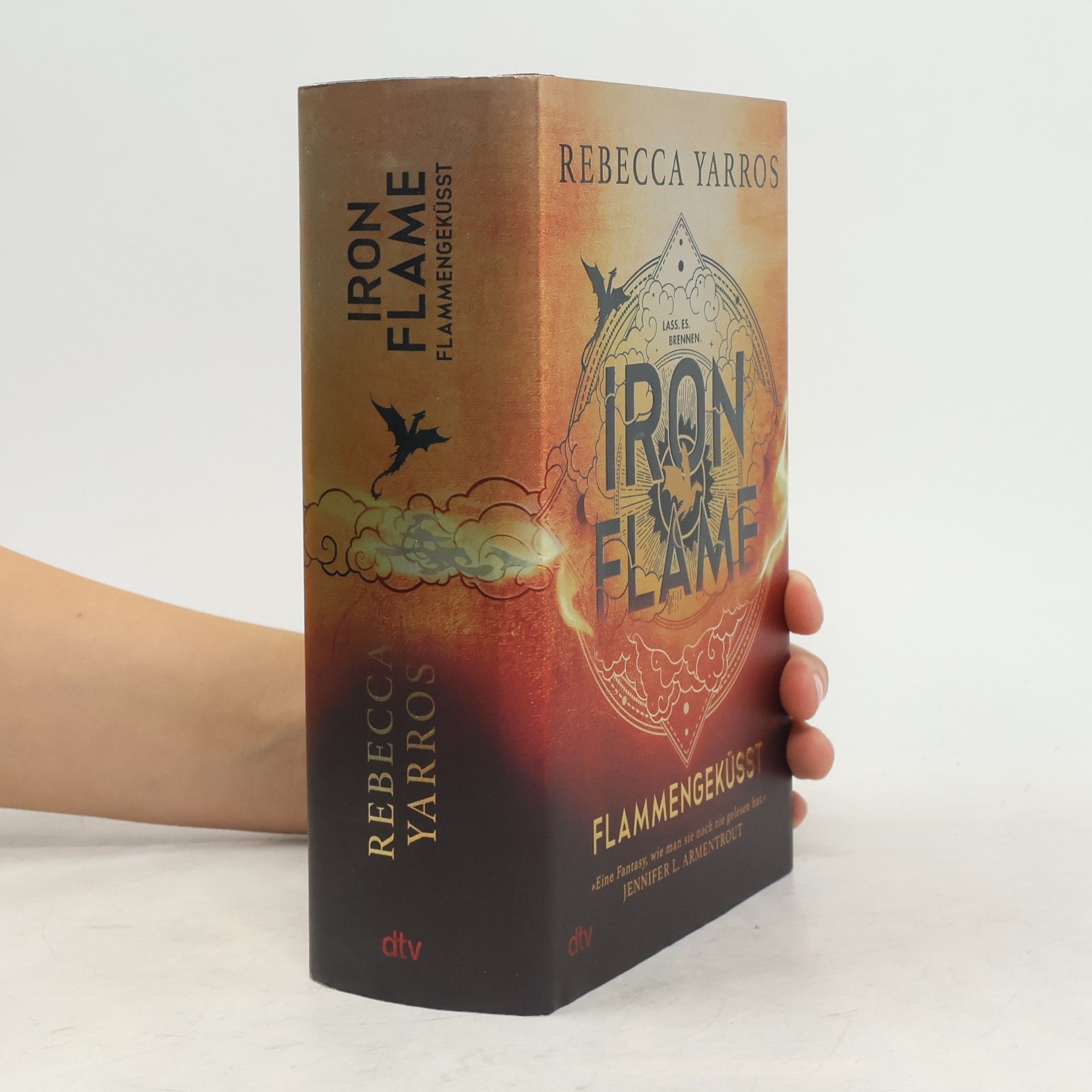 Rebecca Yarros Iron Flame