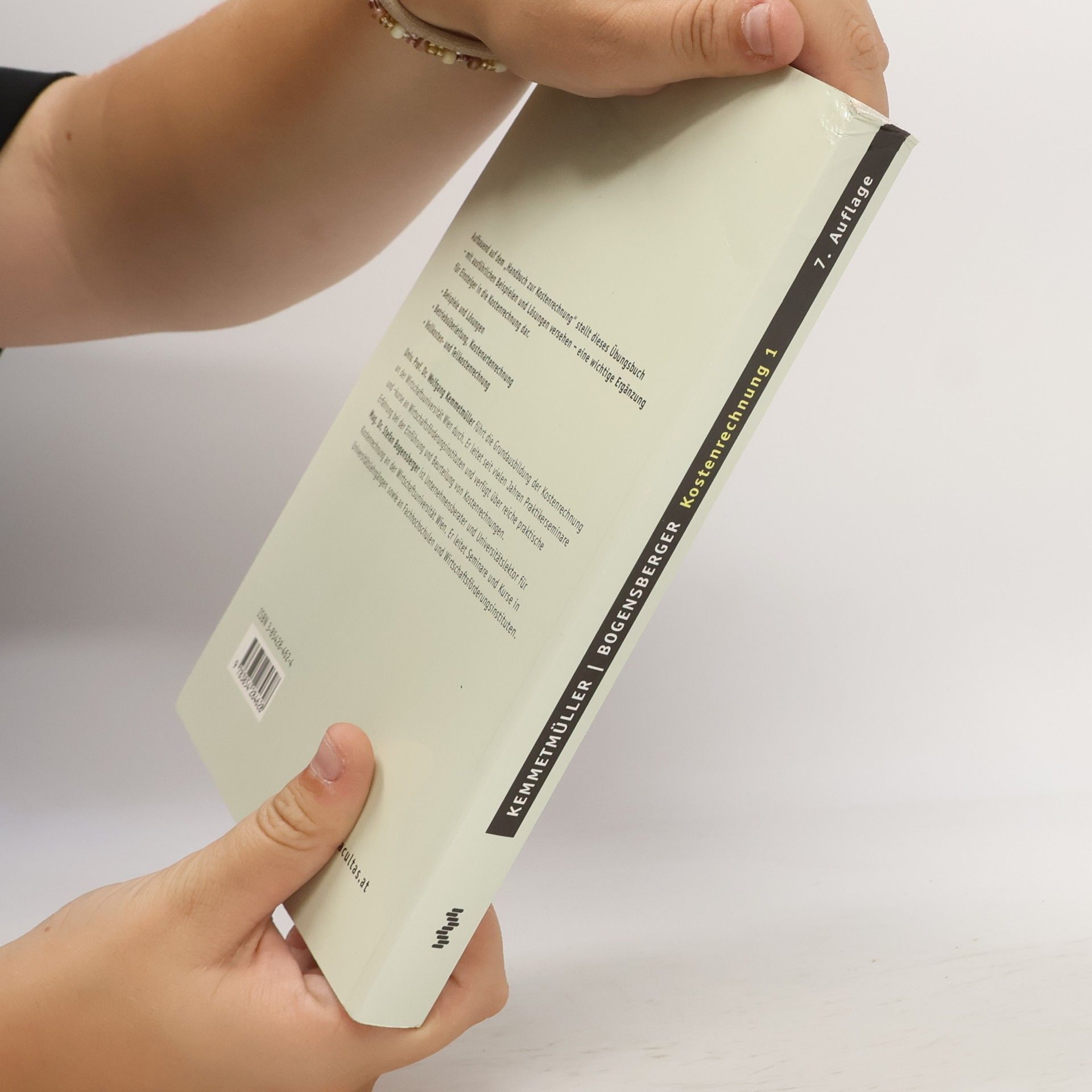 Autores varios Kostenrechnung