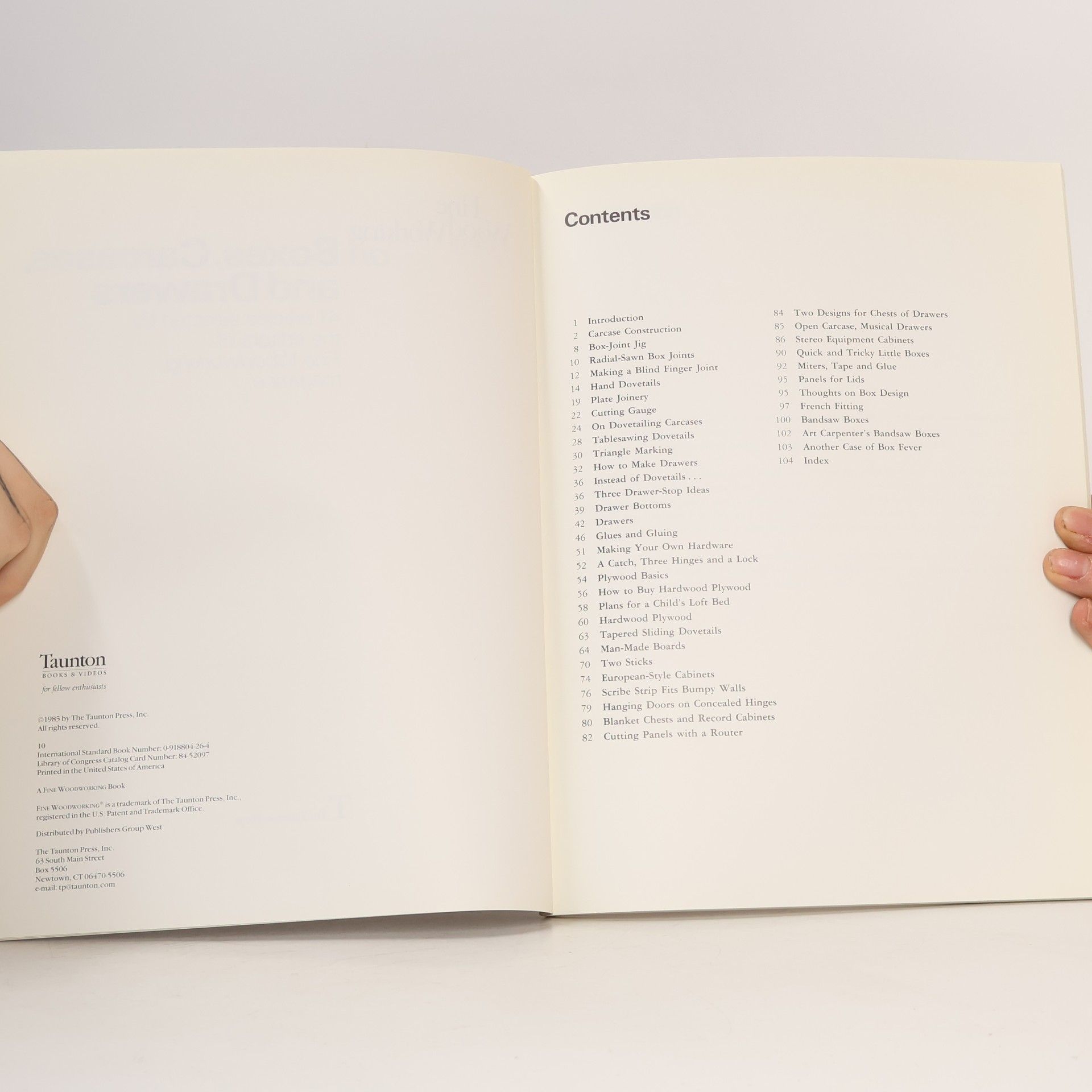 Editors of Fine Woodworking Magazine Fine Woodworking on Boxes, Carcases, and Drawers