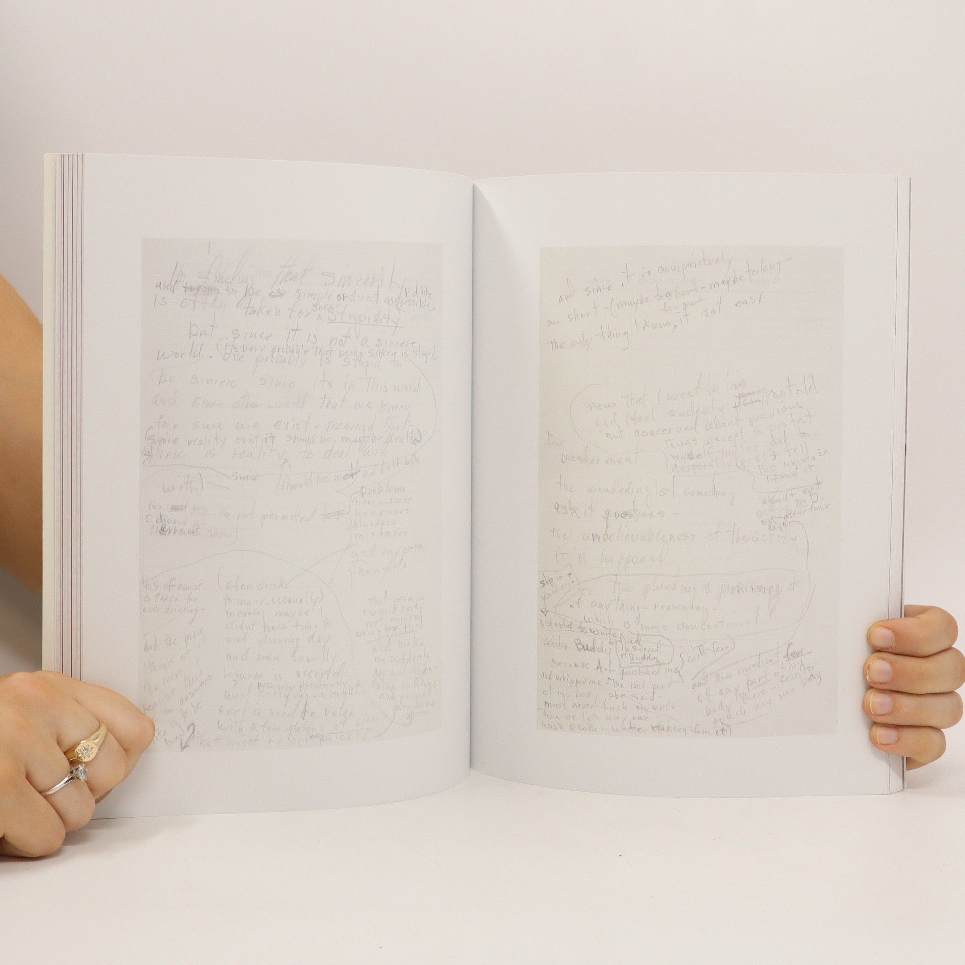 Marilyn Monroe Fragments: Poems, Intimate Notes, Letters