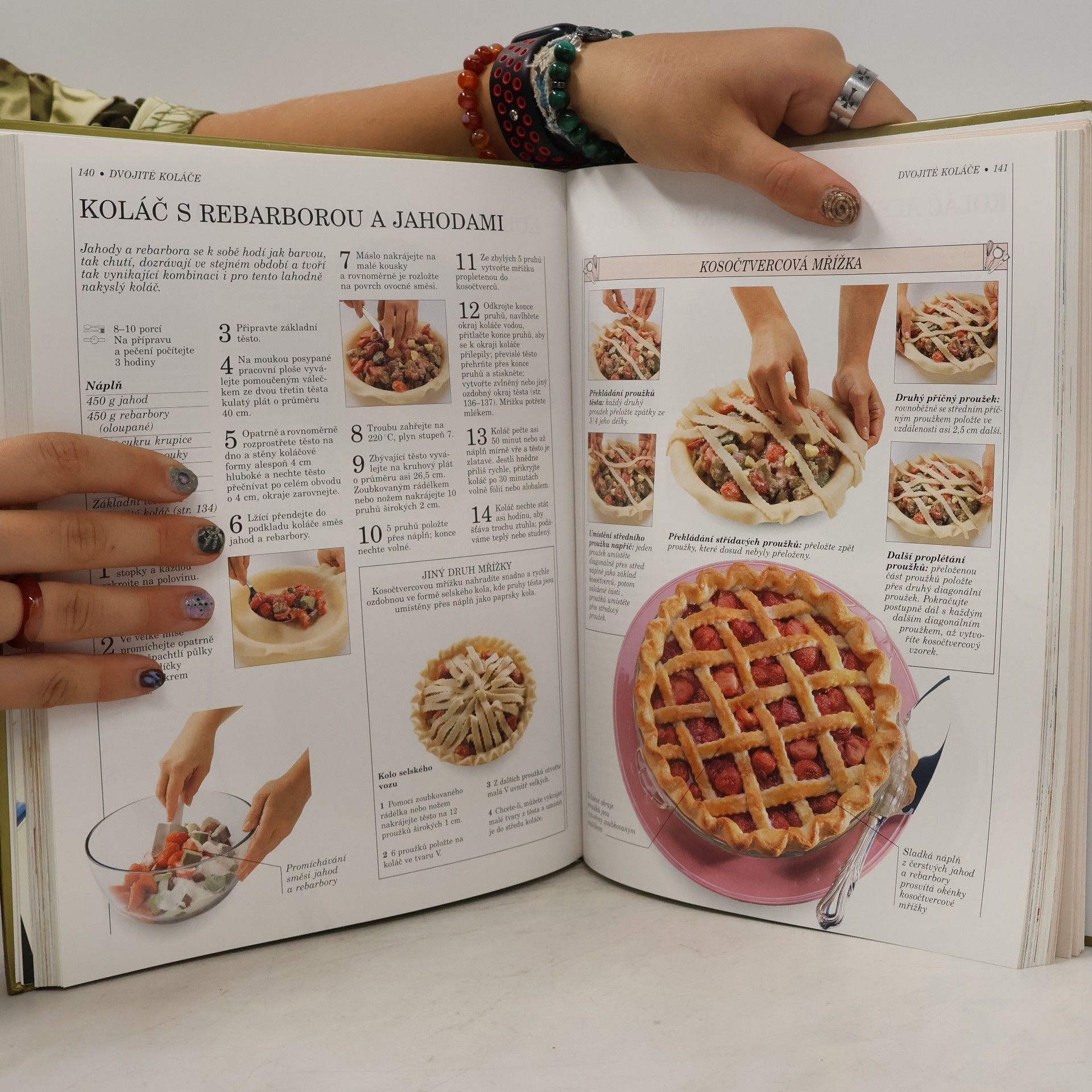 Mary Berry Dezerty a cukroví