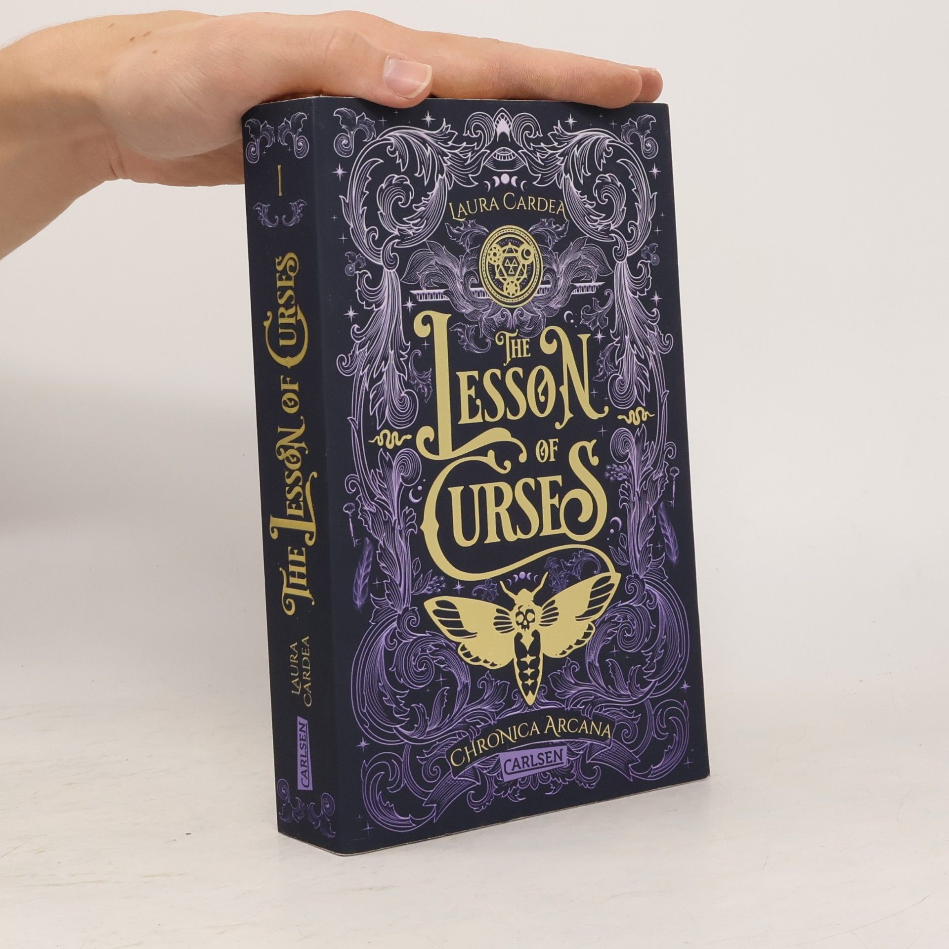 Laura Cardea The Lesson of Curses (Chronica Arcana 1)
