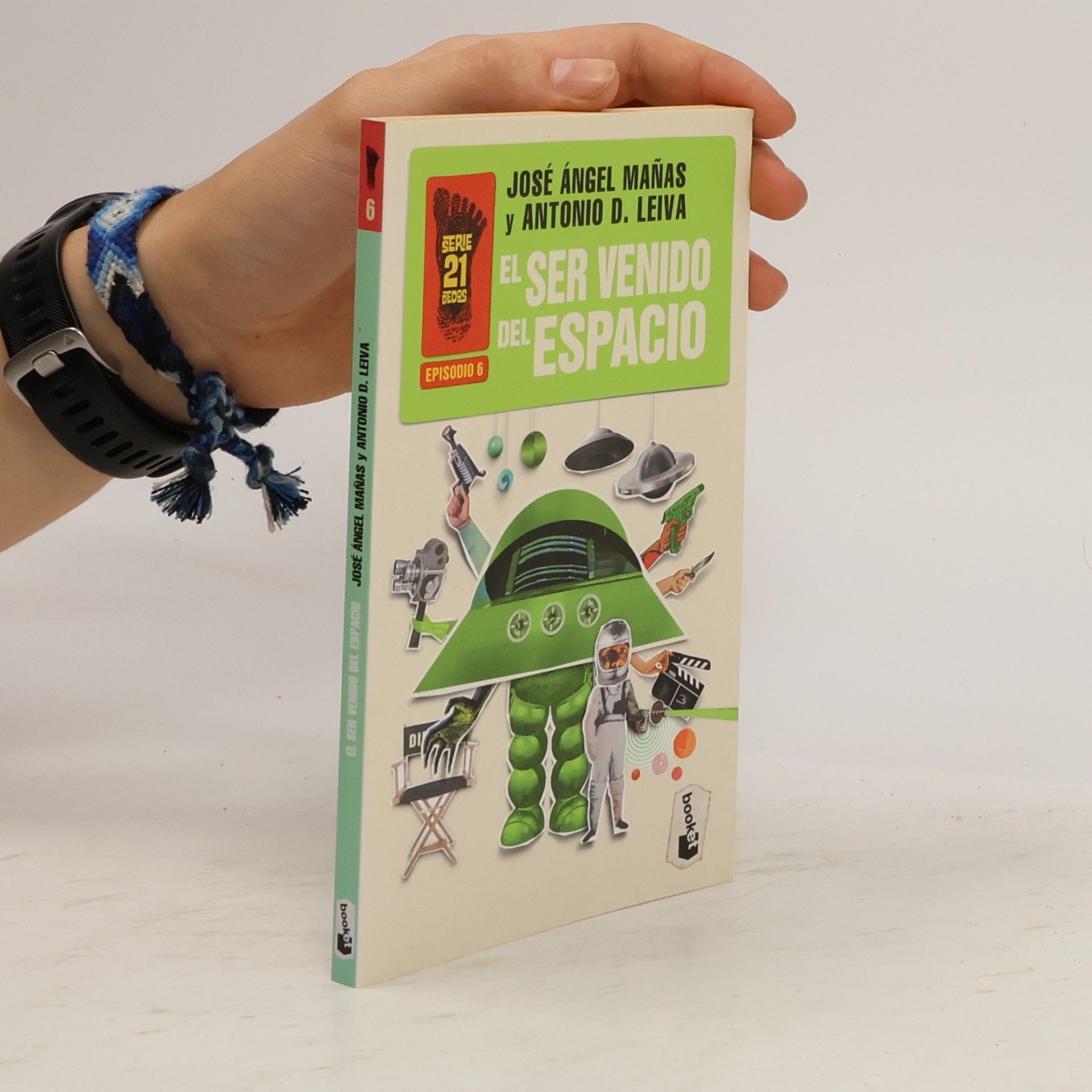 Serie 21 dedos - 6: El ser venido del espacio