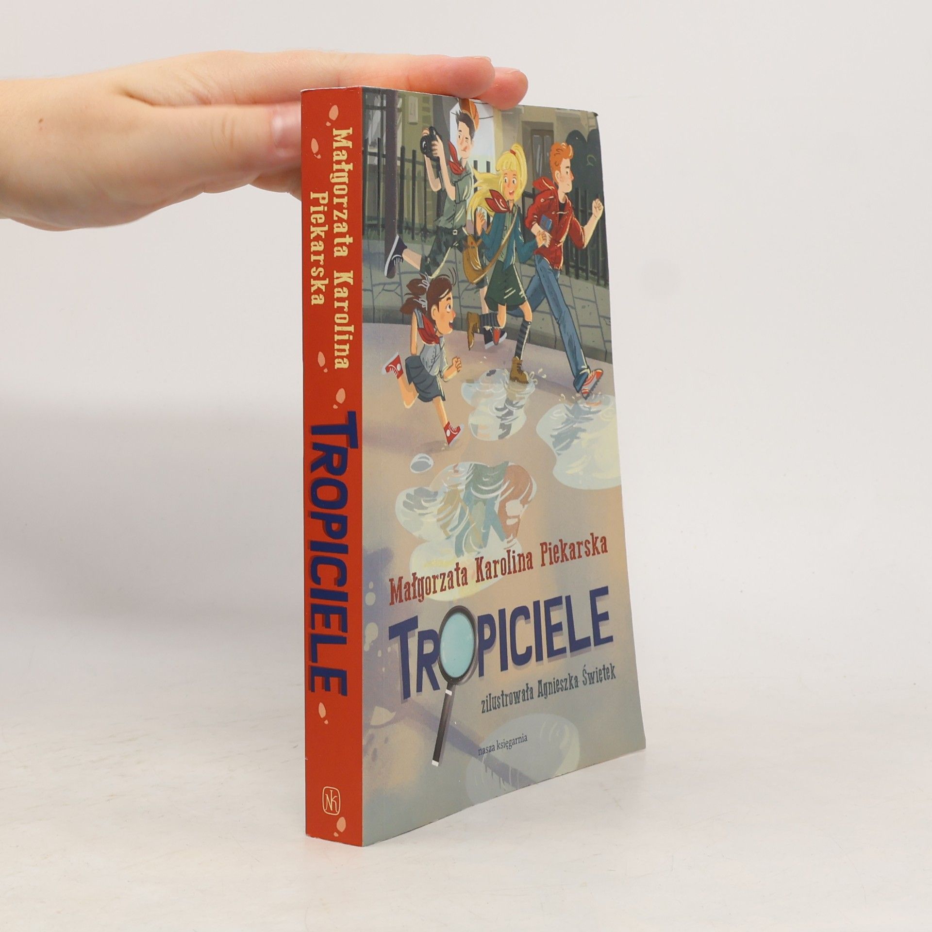 Agnieszka Świętek Tropiciele