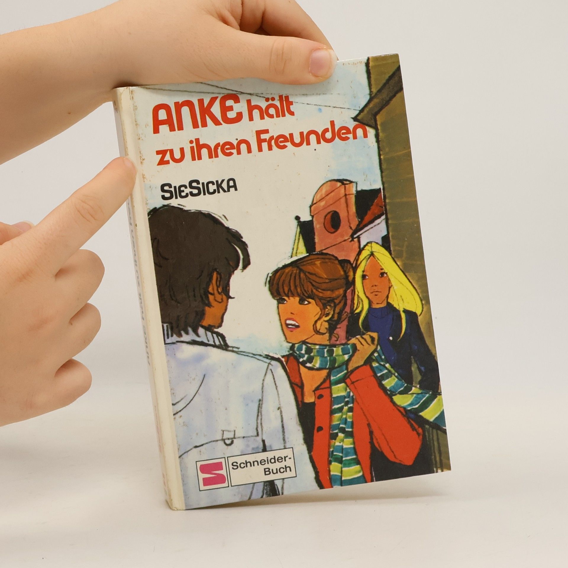 Krystyna Siesicka Anke hält zu ihren Freunden
