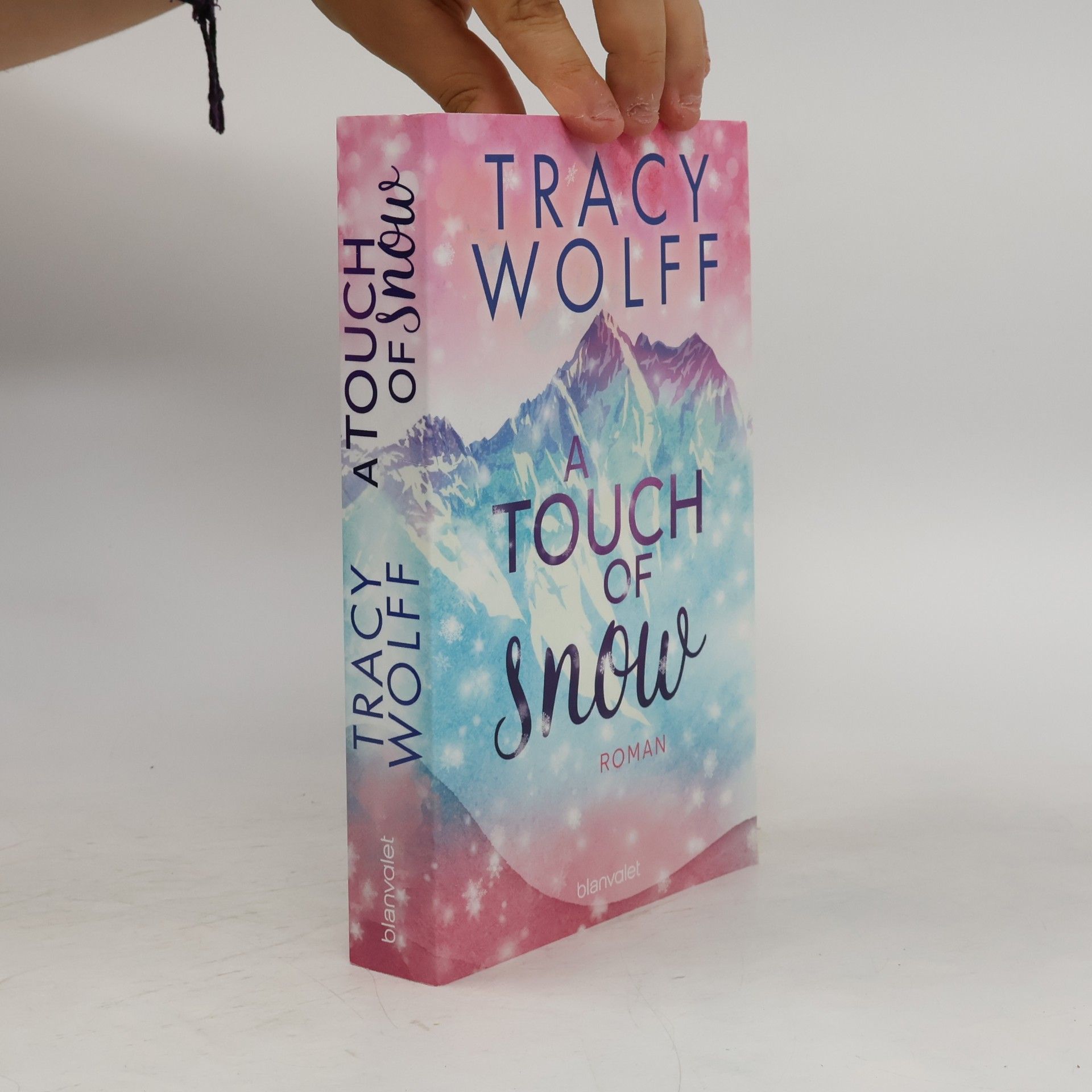 Tracy Wolff A Touch of Snow