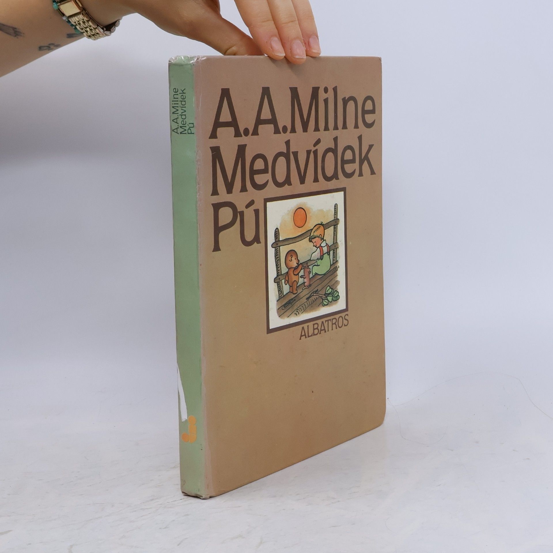 Alan Alexander Milne Medvídek Pú