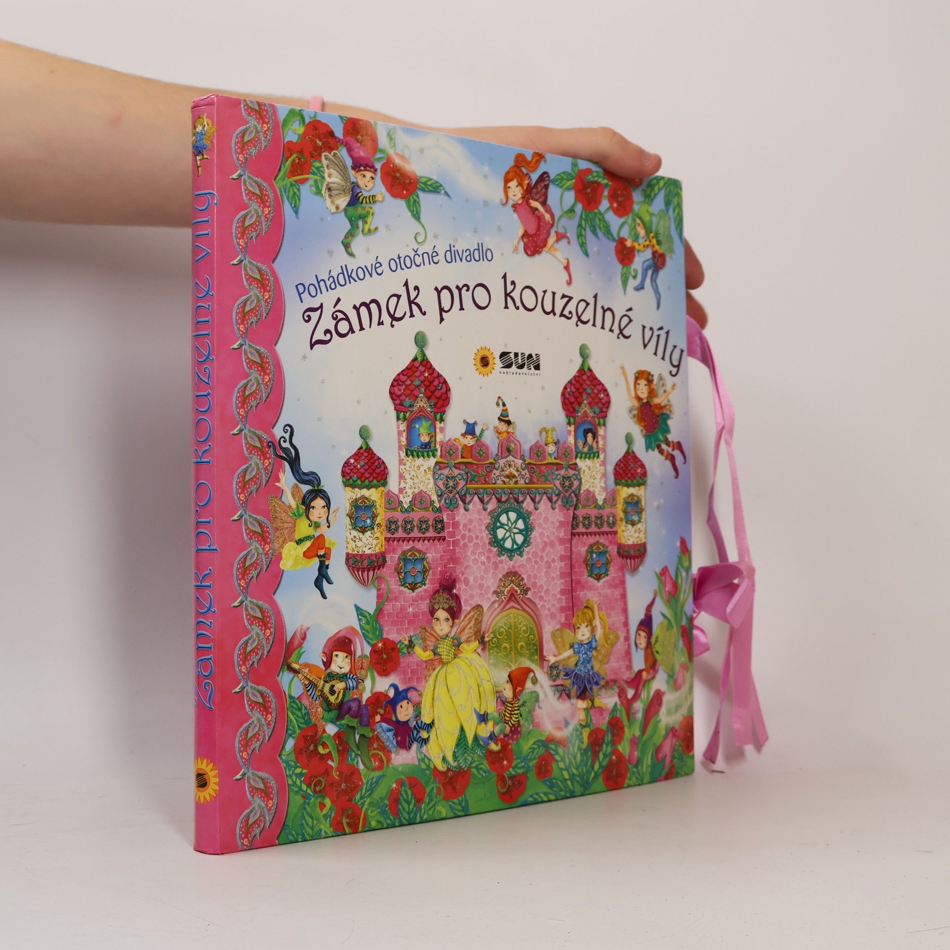 Zámek pro kouzelné víly - Pohádkové otočné divadlo