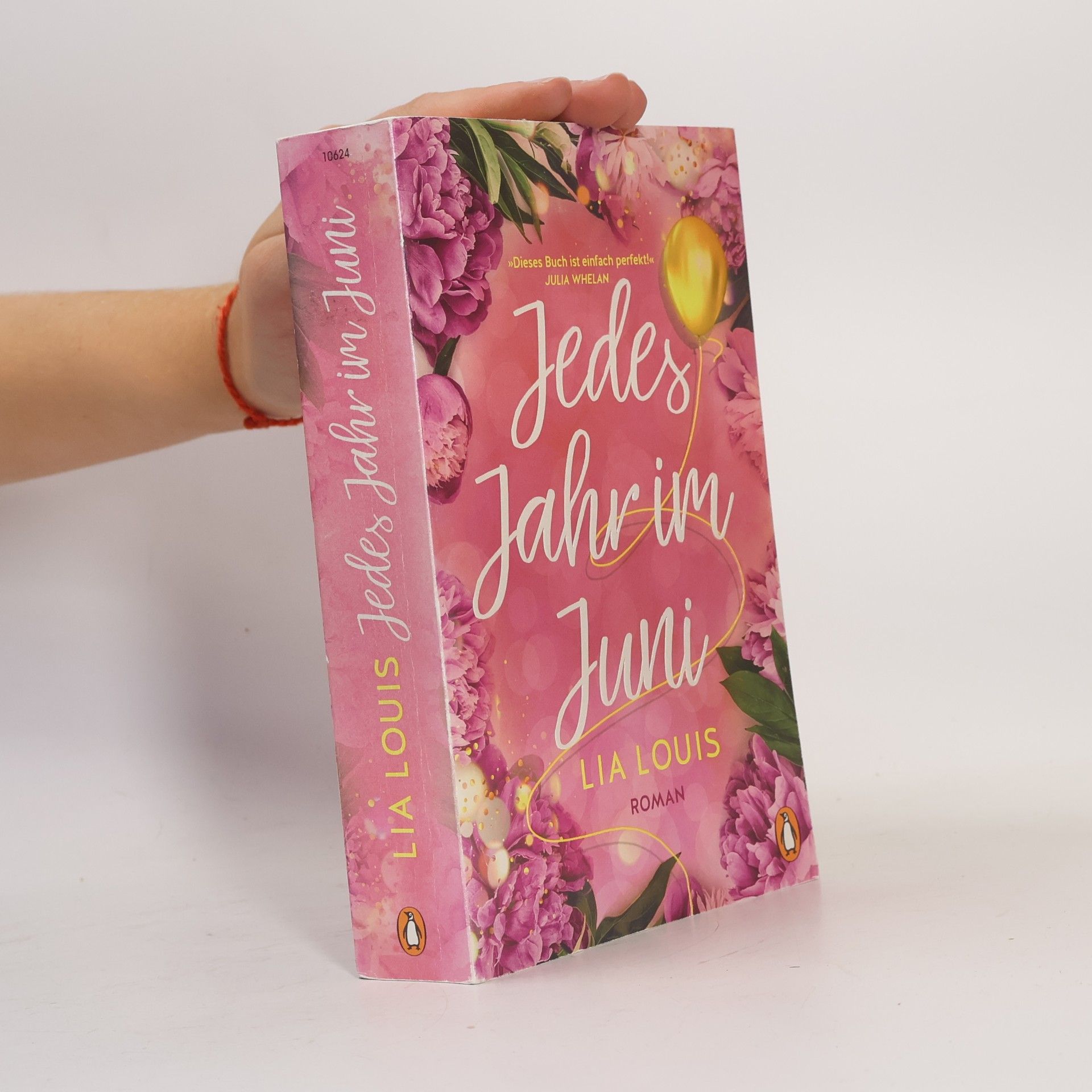 Lia Louis Jedes Jahr im Juni