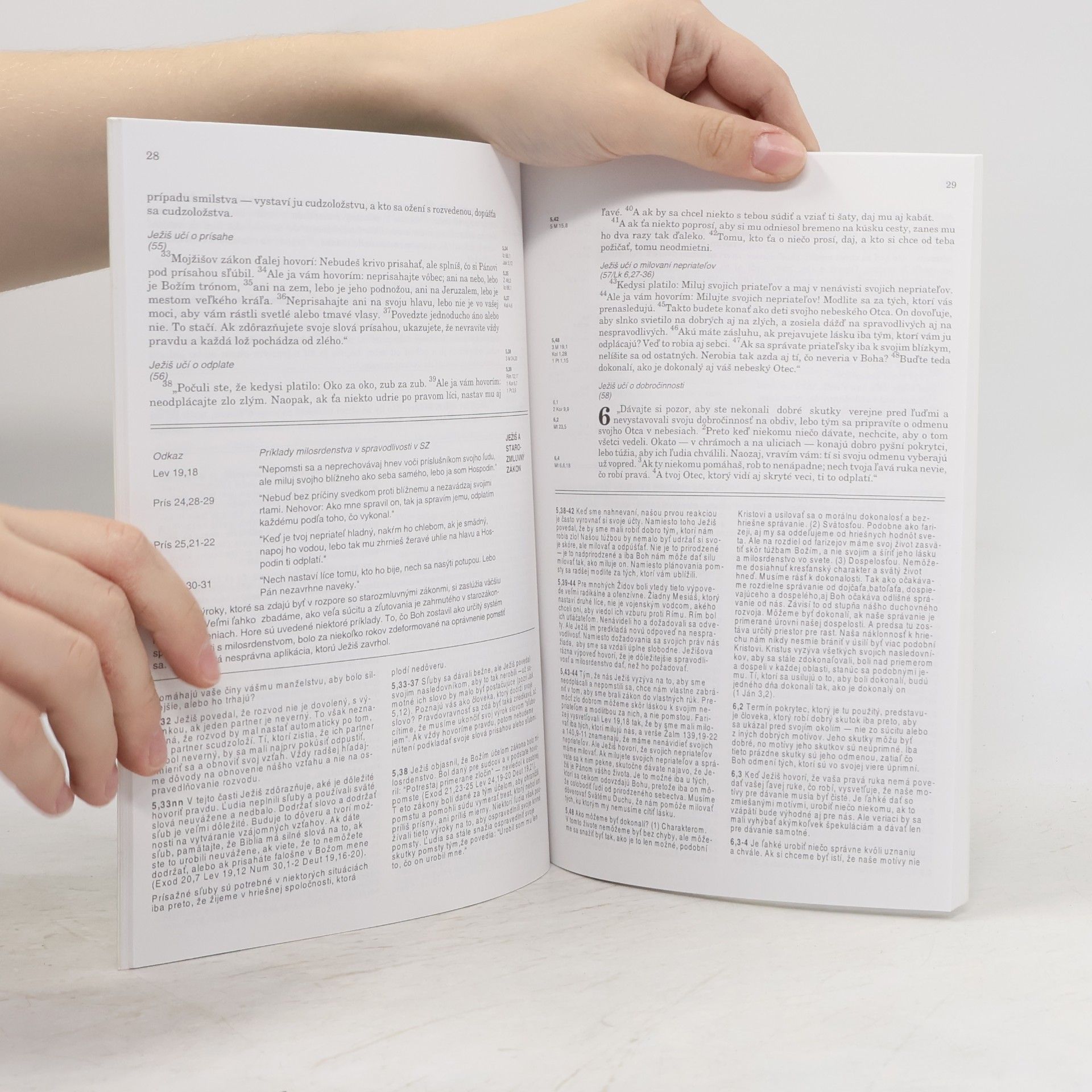 Various authors Biblia s aplikáciami pre život. Evanjelium podľa Matúša
