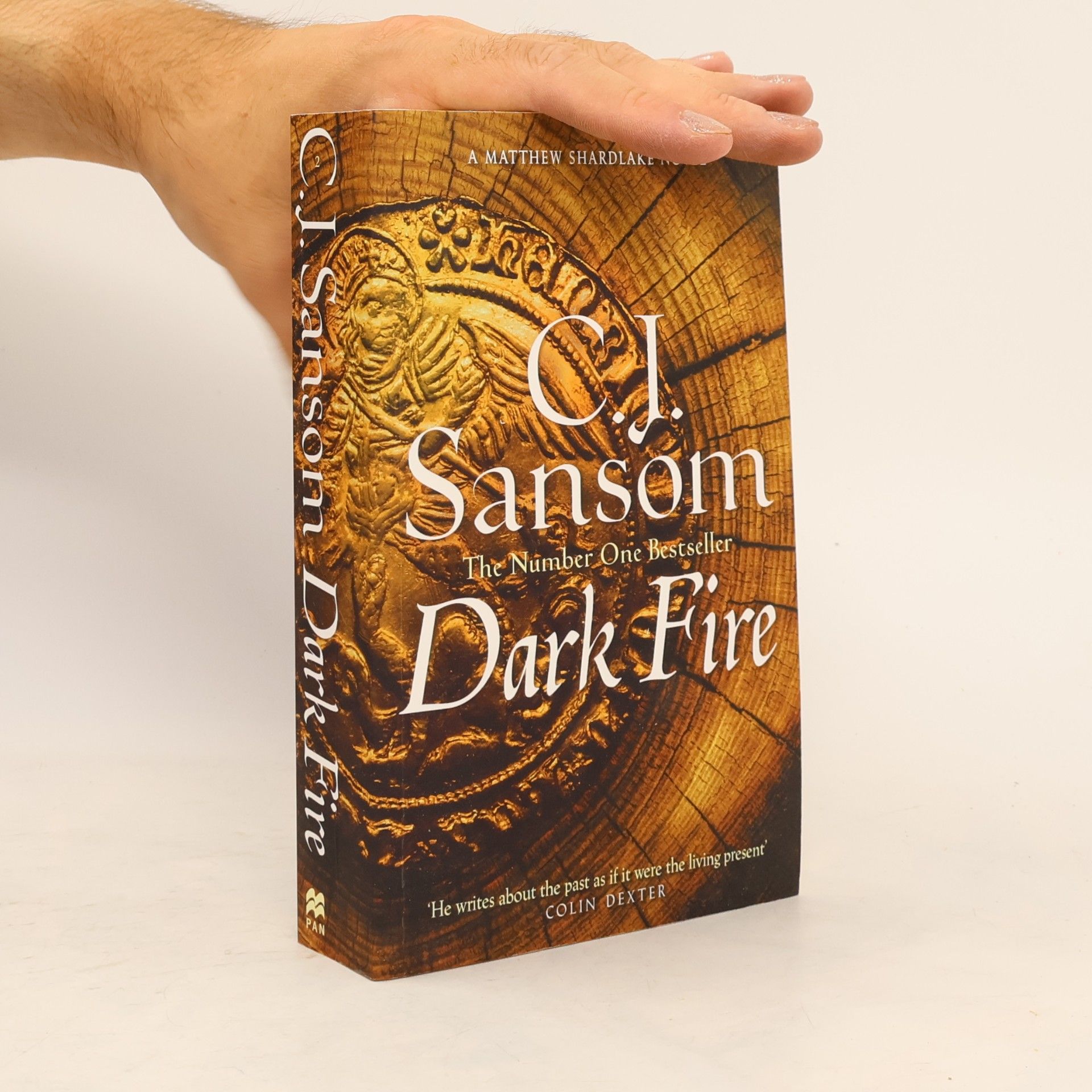 C. J. Sansom Matthew Shardlake - 2: Dark Fire