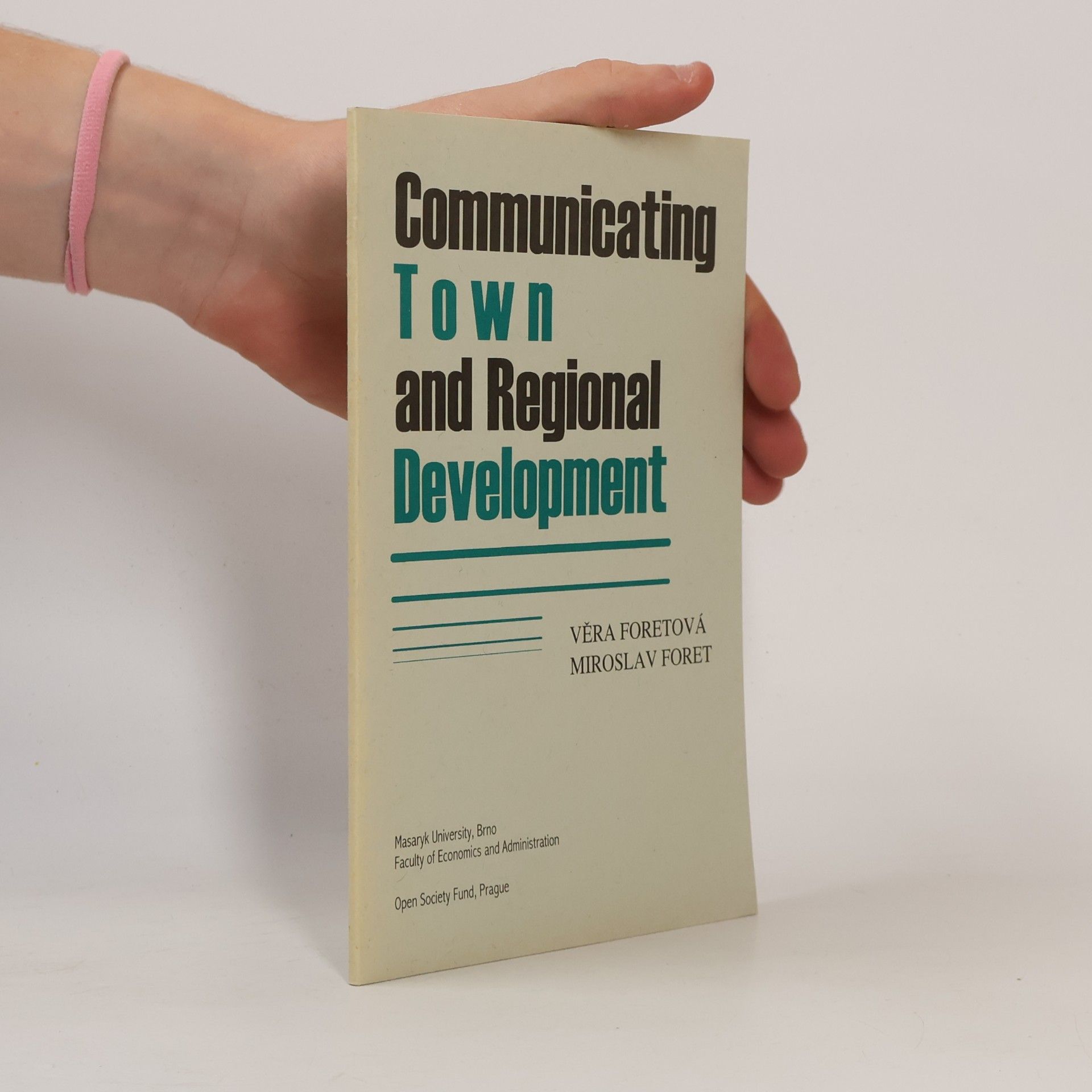 Communicating Town and Regional Development
