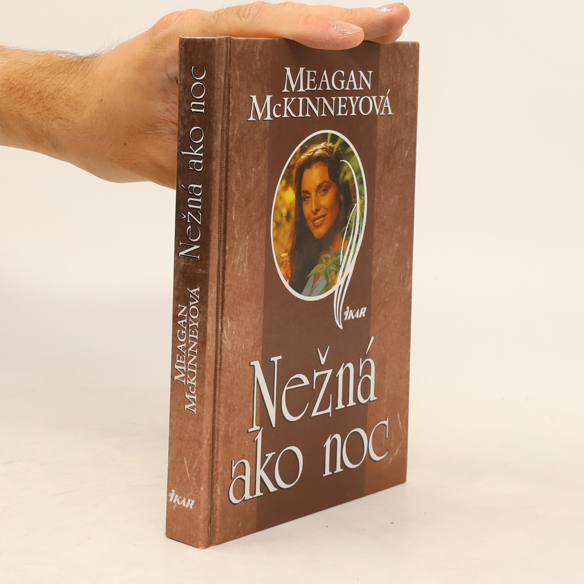 Meagan McKinney Nežná ako noc