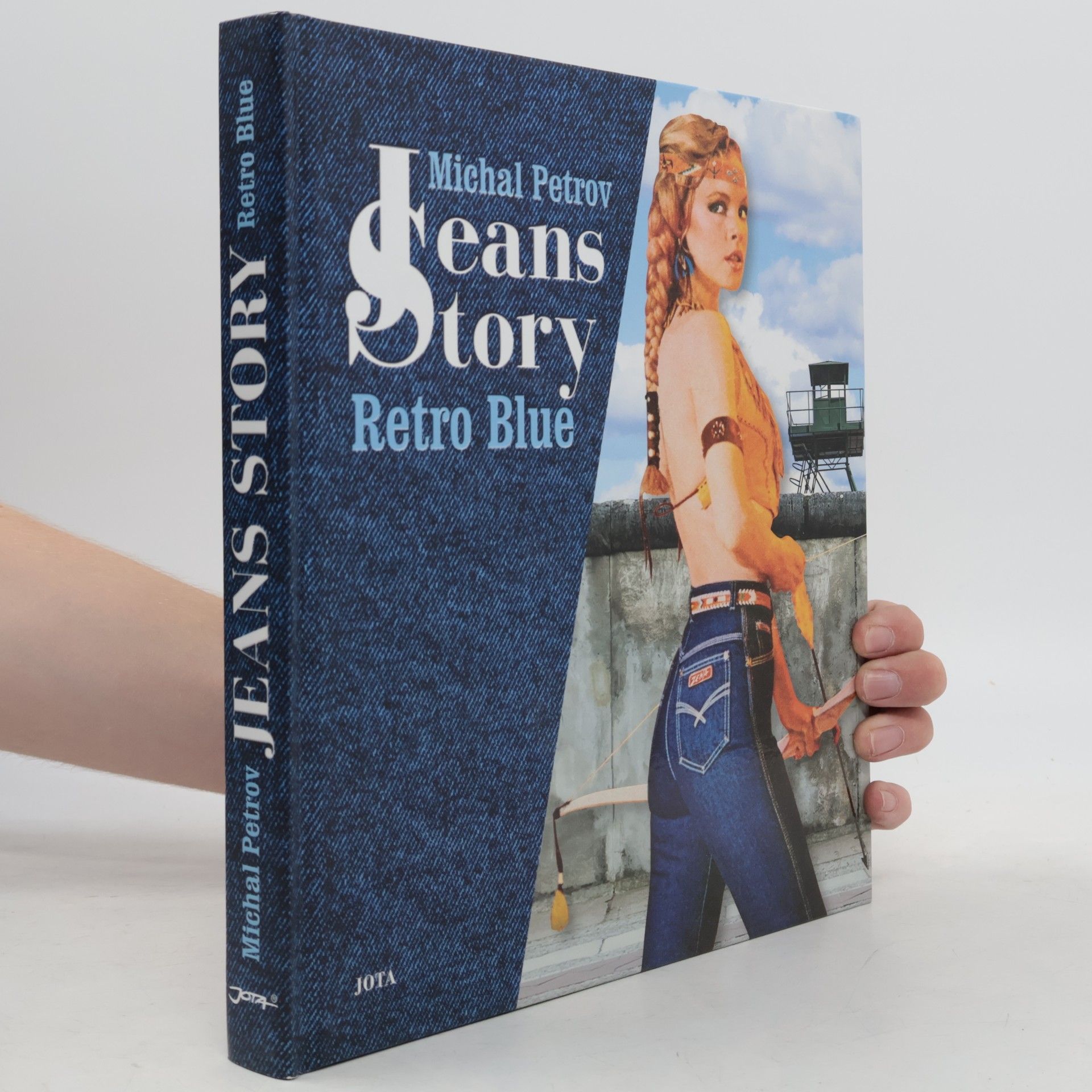 Michal Petrov Jeans story: Retro blue