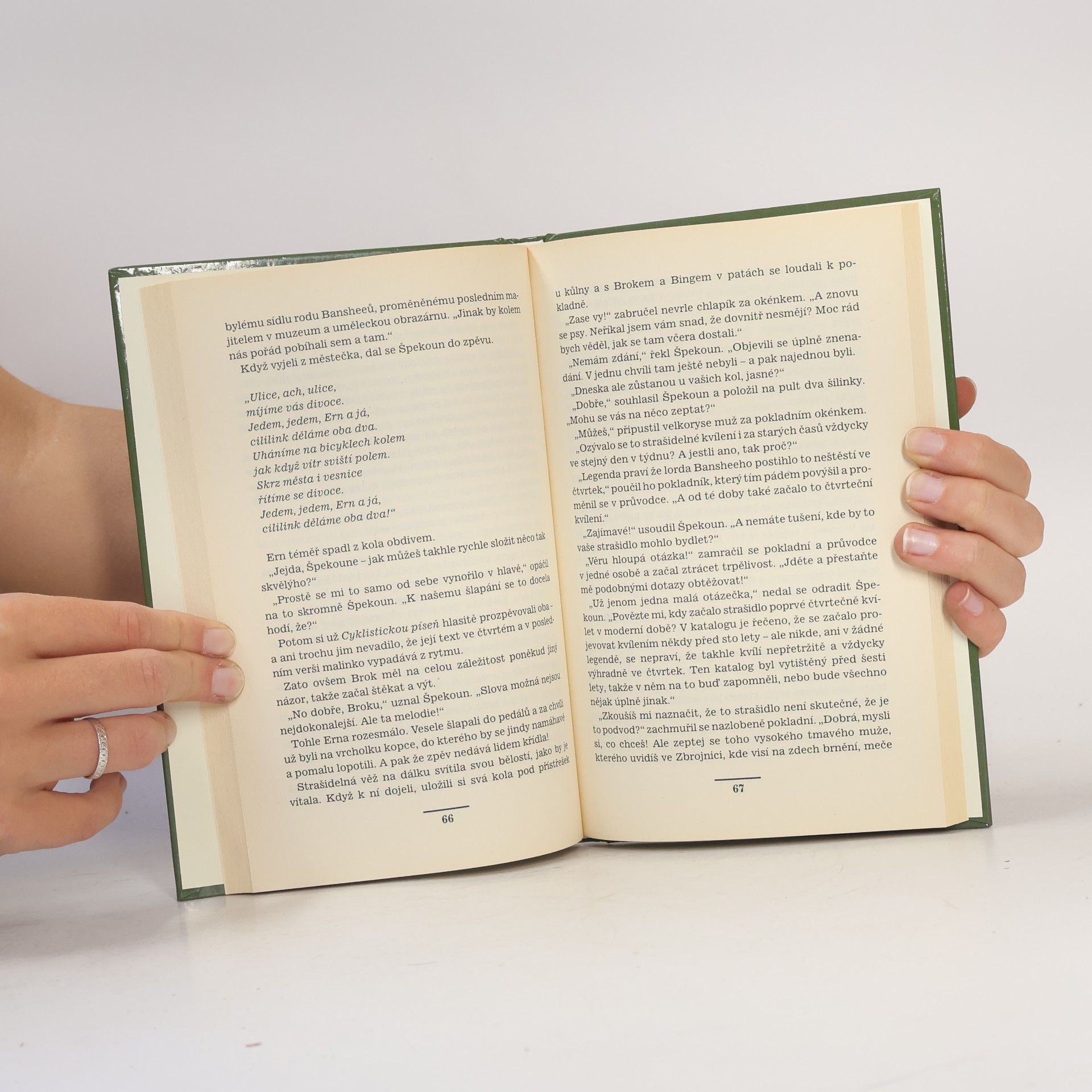 Enid Blyton Tajemství Strašidelné věže
