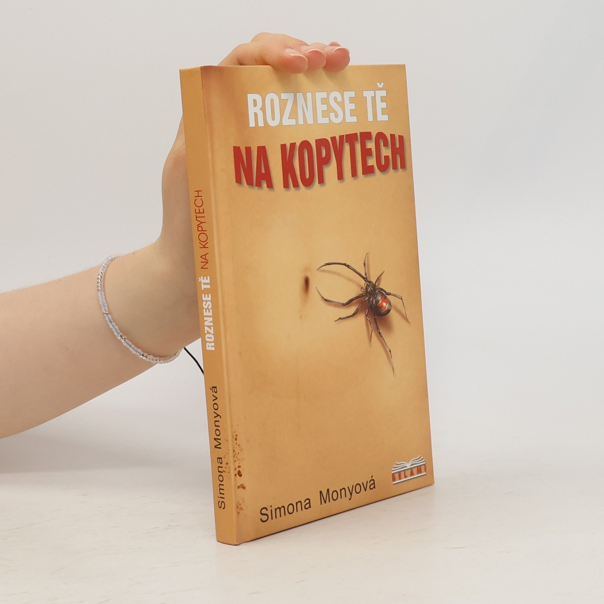 Simona Monyová Roznese tě na kopytech