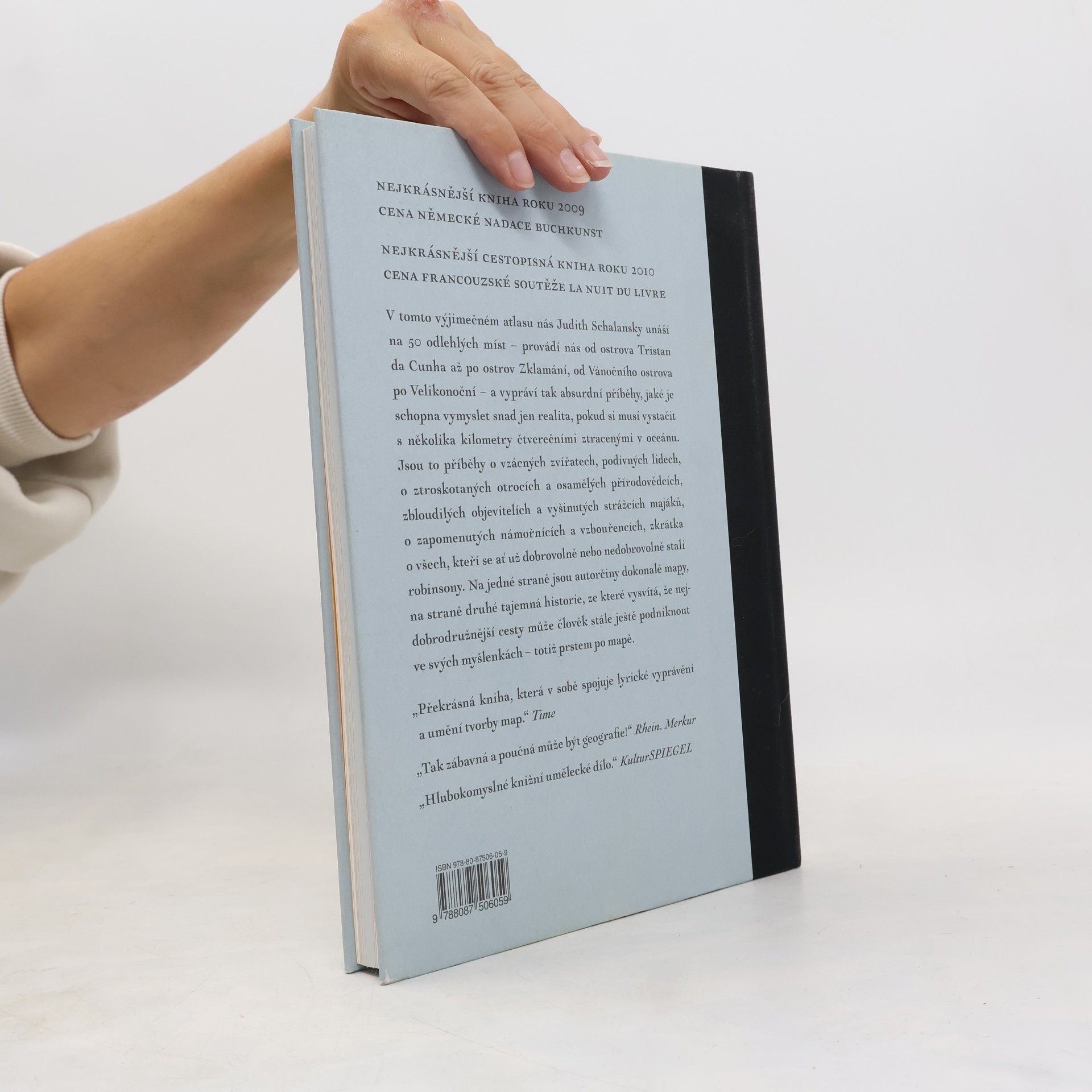 Judith Schalansky Atlas odlehlých ostrovů. Padesát ostrovů, které jsem nikdy nenavštívila a nikdy nenavštívím