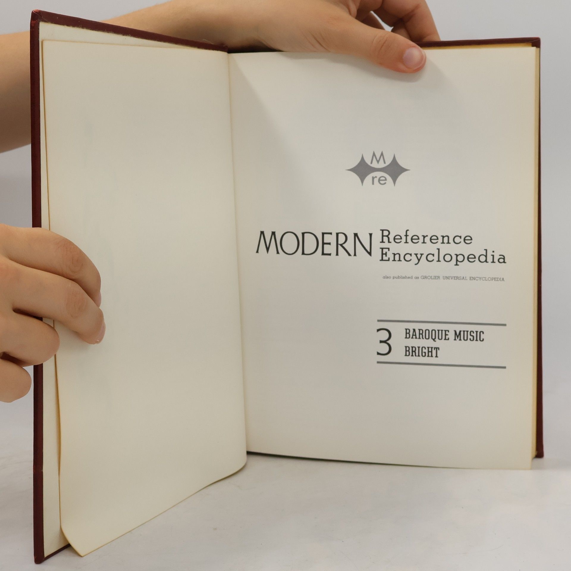 Various authors Modern Reference Encyclopedia 3