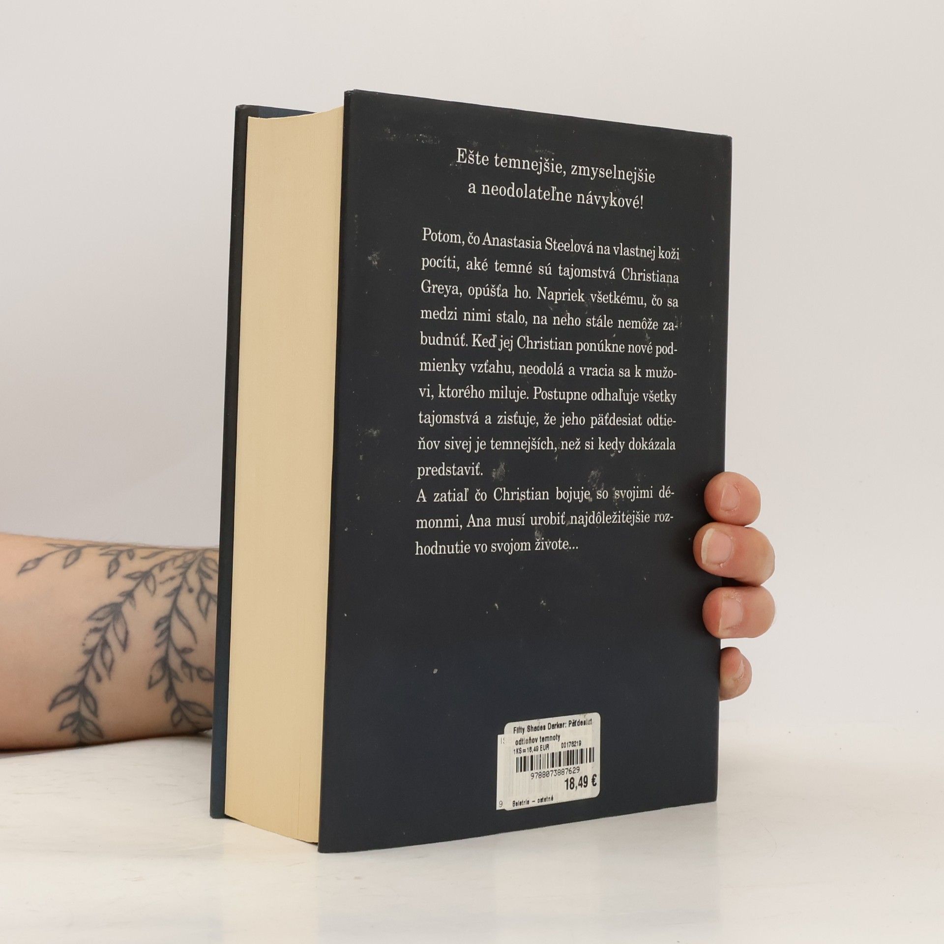 E. L. James Päťdesiat odtieňov temnoty