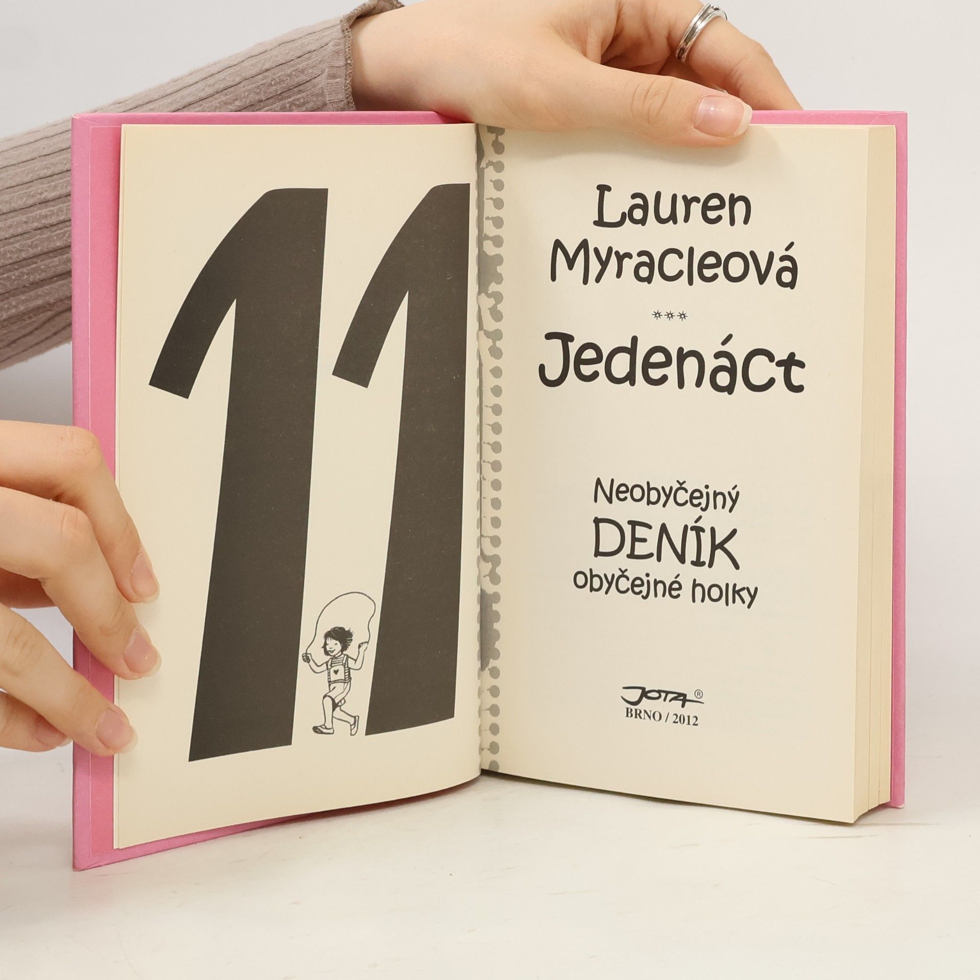 Lauren Myracle Jedenáct