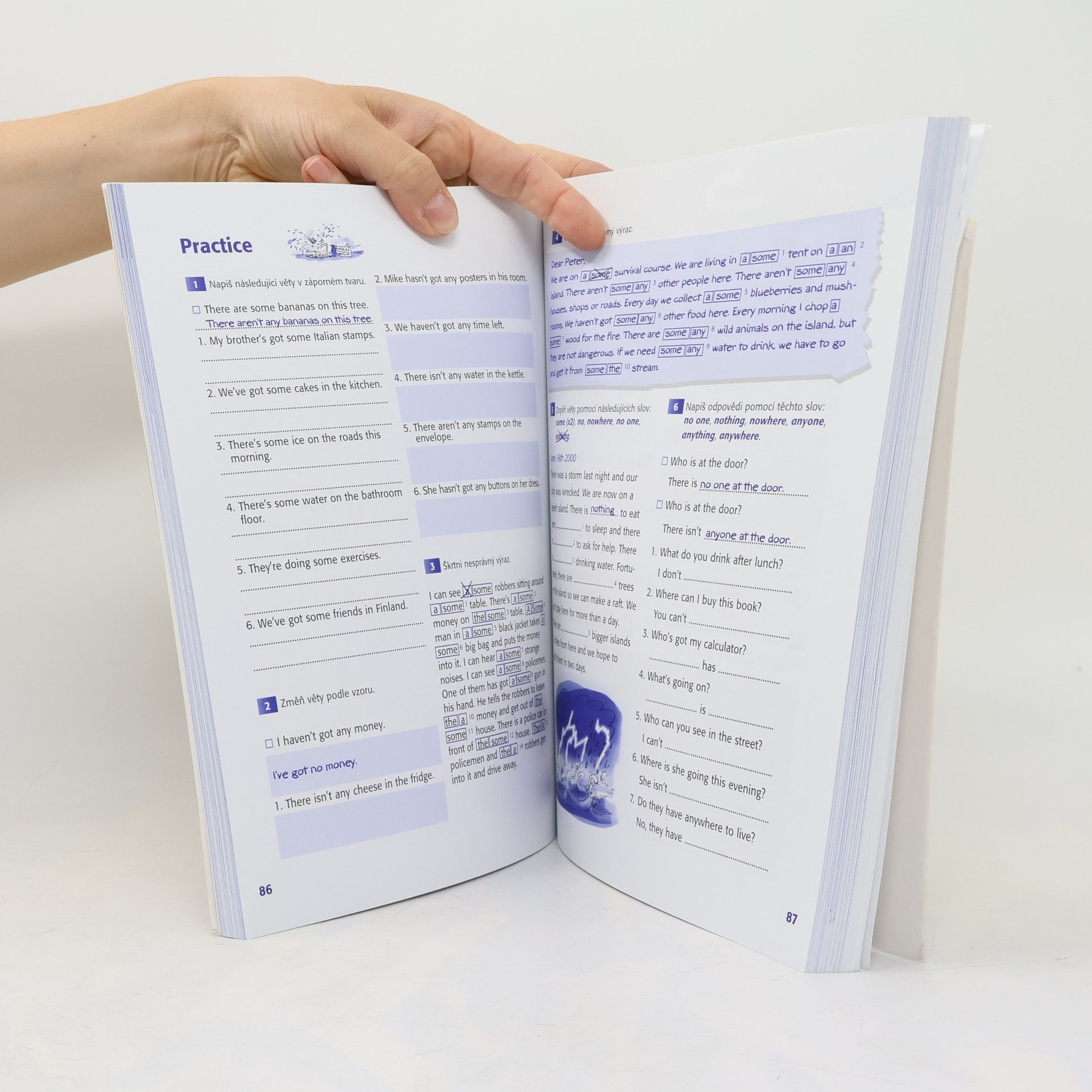 Various authors Let`s Play Grammar - Anglická gramatika pro základní školy
