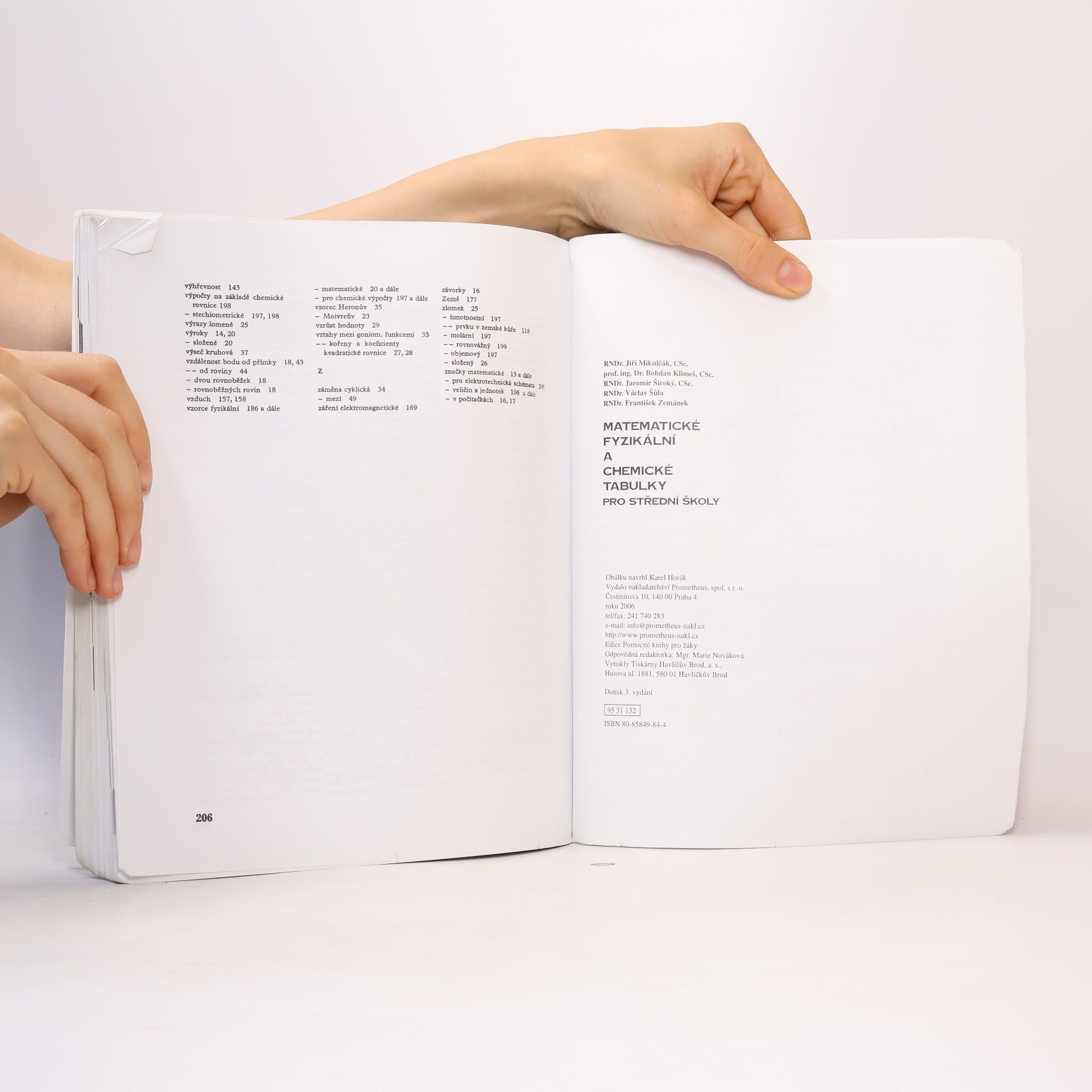 Kolektiv autorů Matematické, fyzikální a chemické tabulky pro střední školy