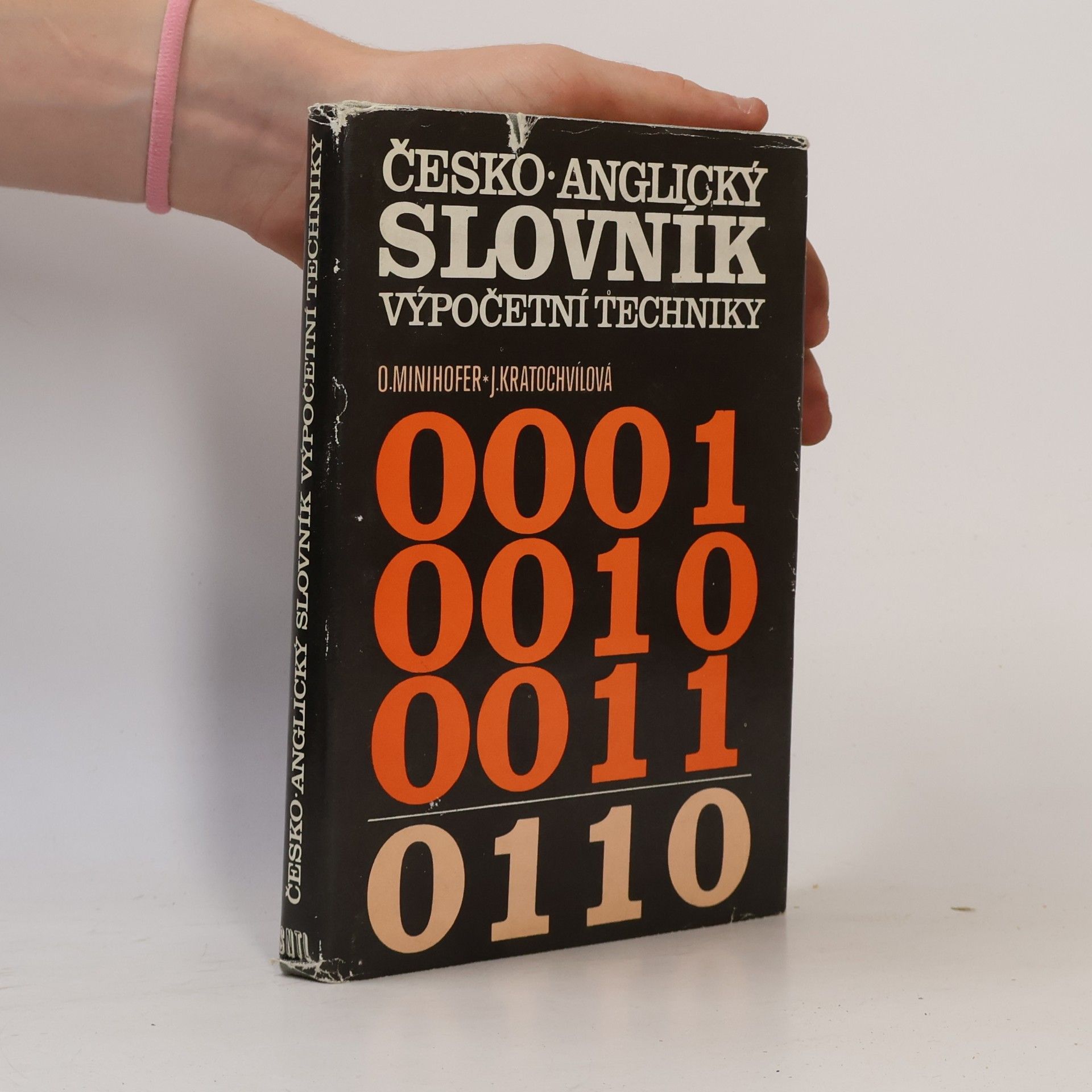 Jindra Kratochvílová Česko-anglický slovník výpočetní techniky