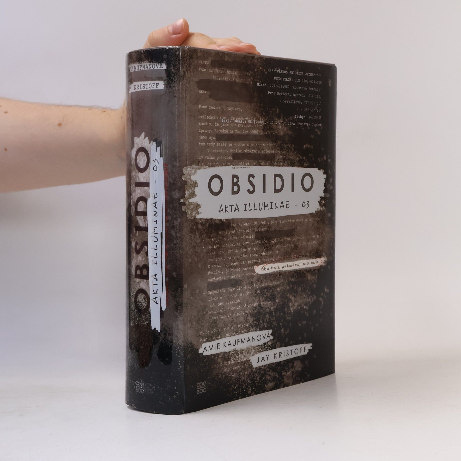 Amie Kaufman Obsidio