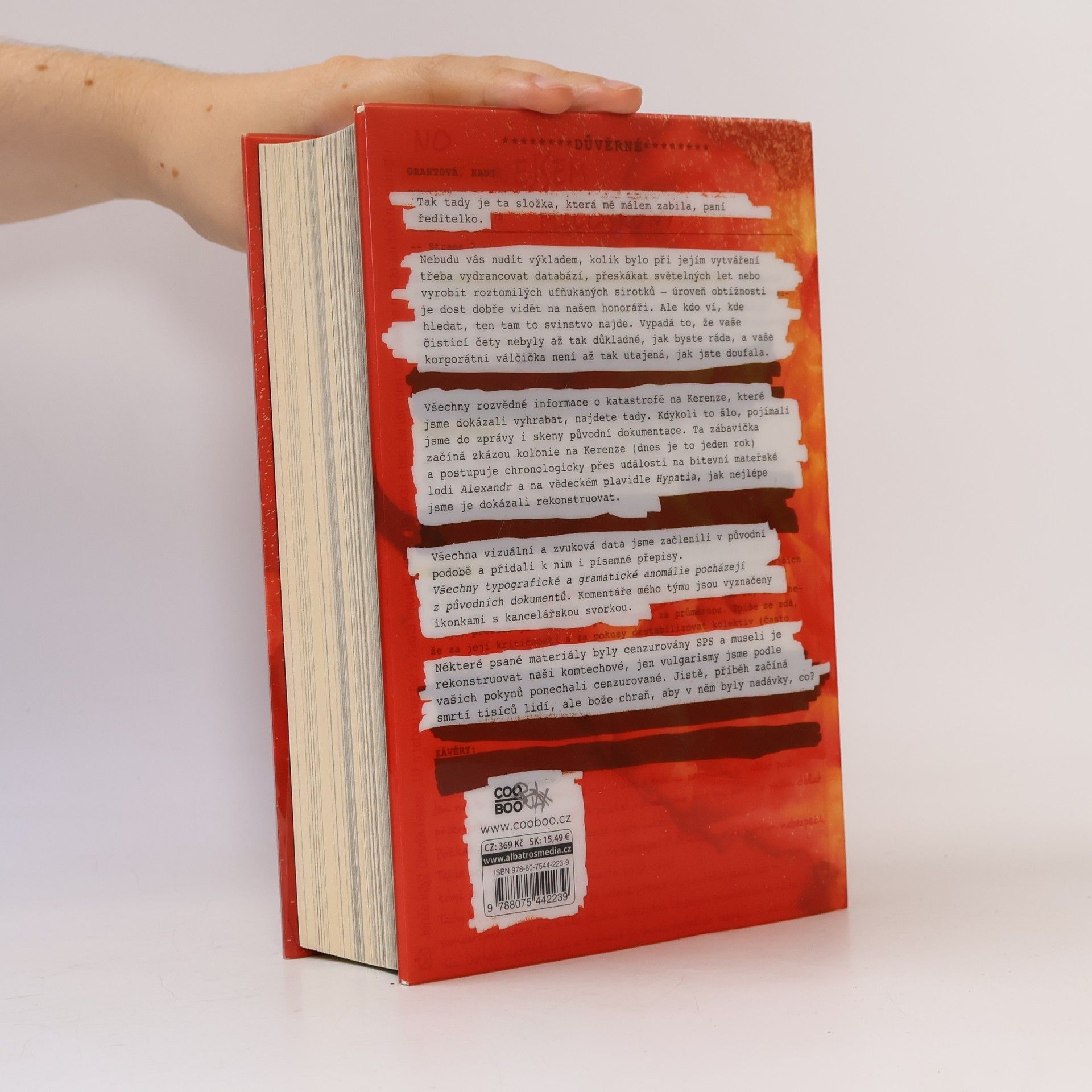 Amie Kaufman Akta illuminae 01, Illuminae